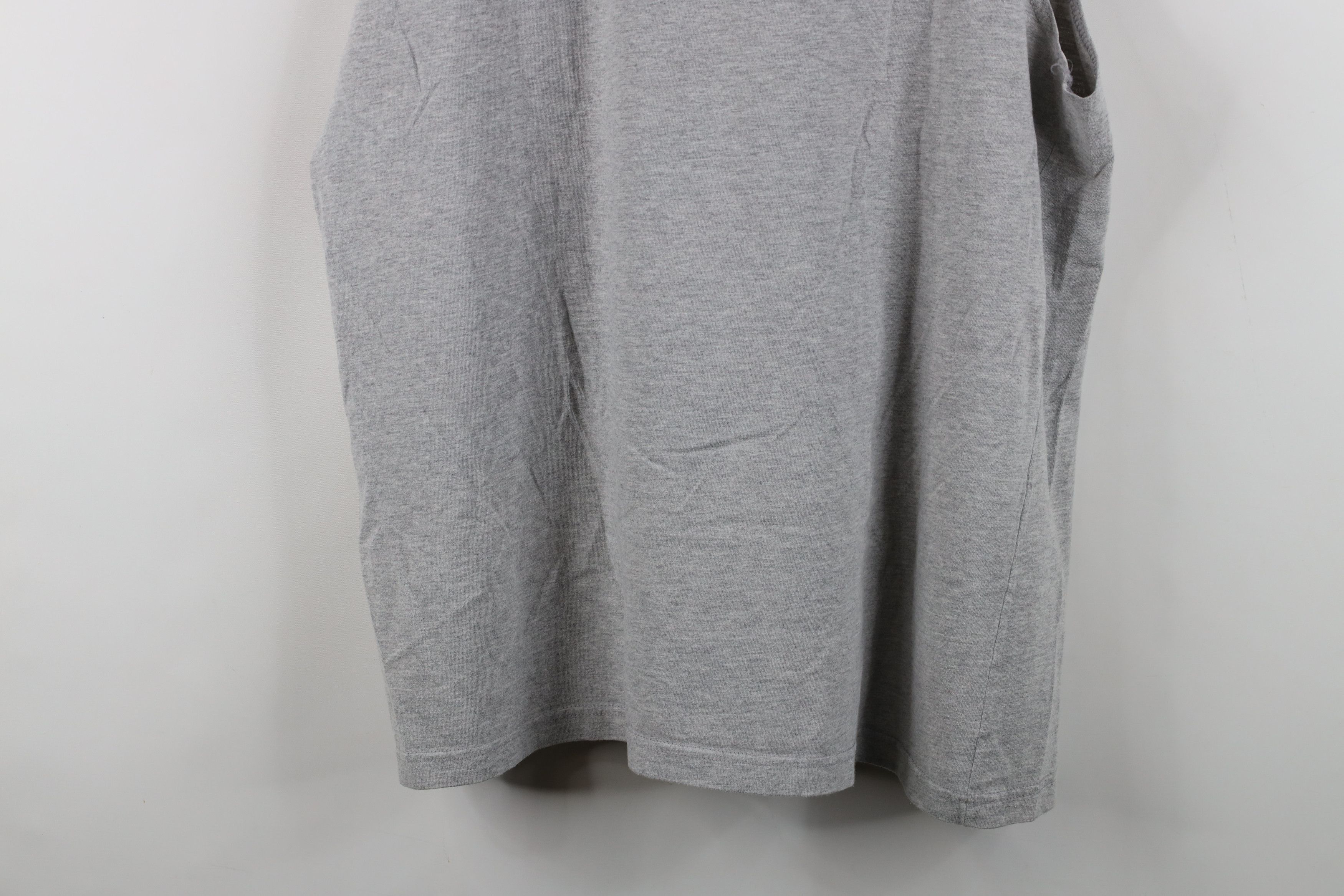 Nike Vintage 90s Y2K Nike Scott Center Swoosh Muscle T-Shirt Gray Size US L / EU 52-54 / 3 - 12 Thumbnail