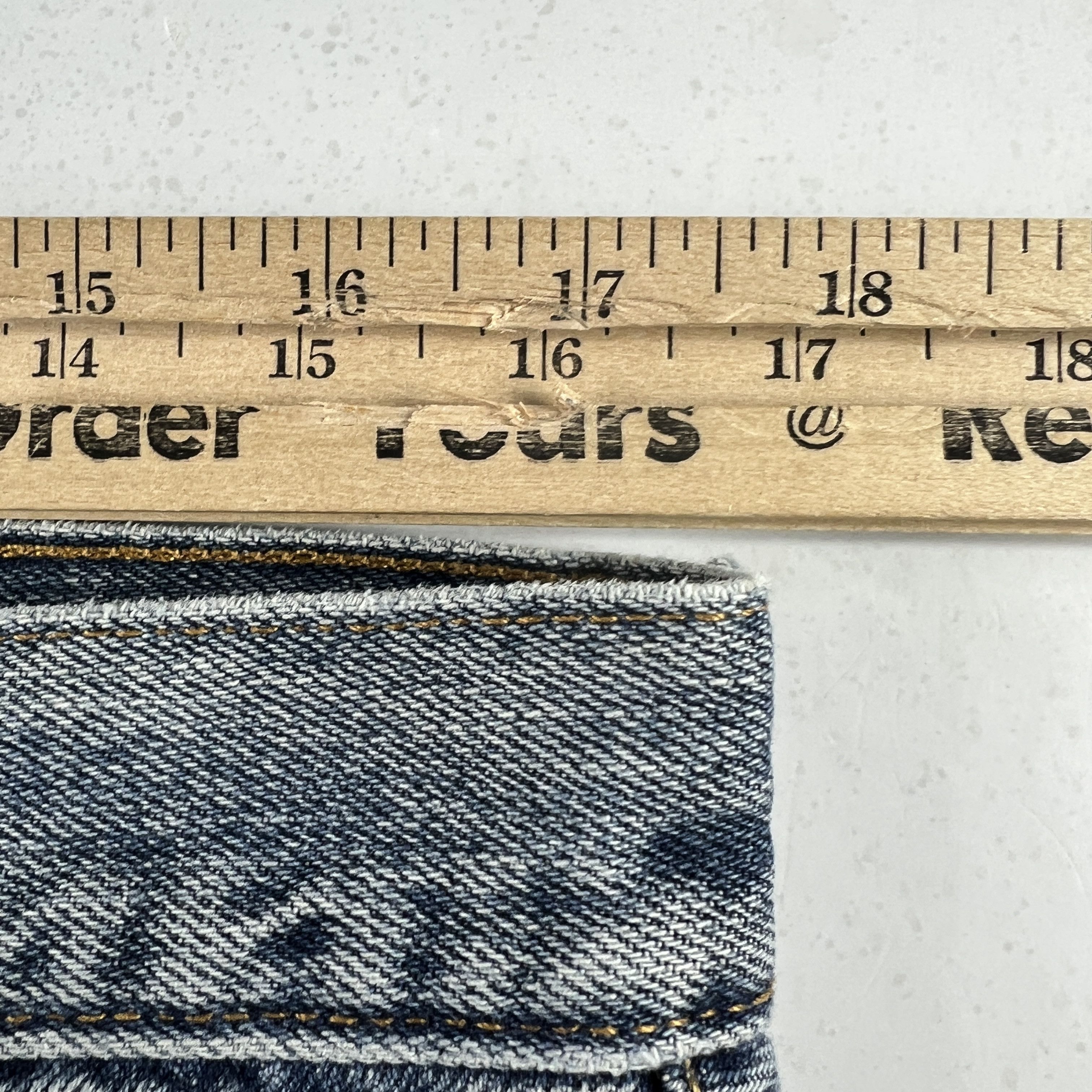 Levi's × Vintage Y2K Levi's Jean Shorts 505 Faded Cut Off Cotton Denim Jorts Size US 35 - 20 Thumbnail