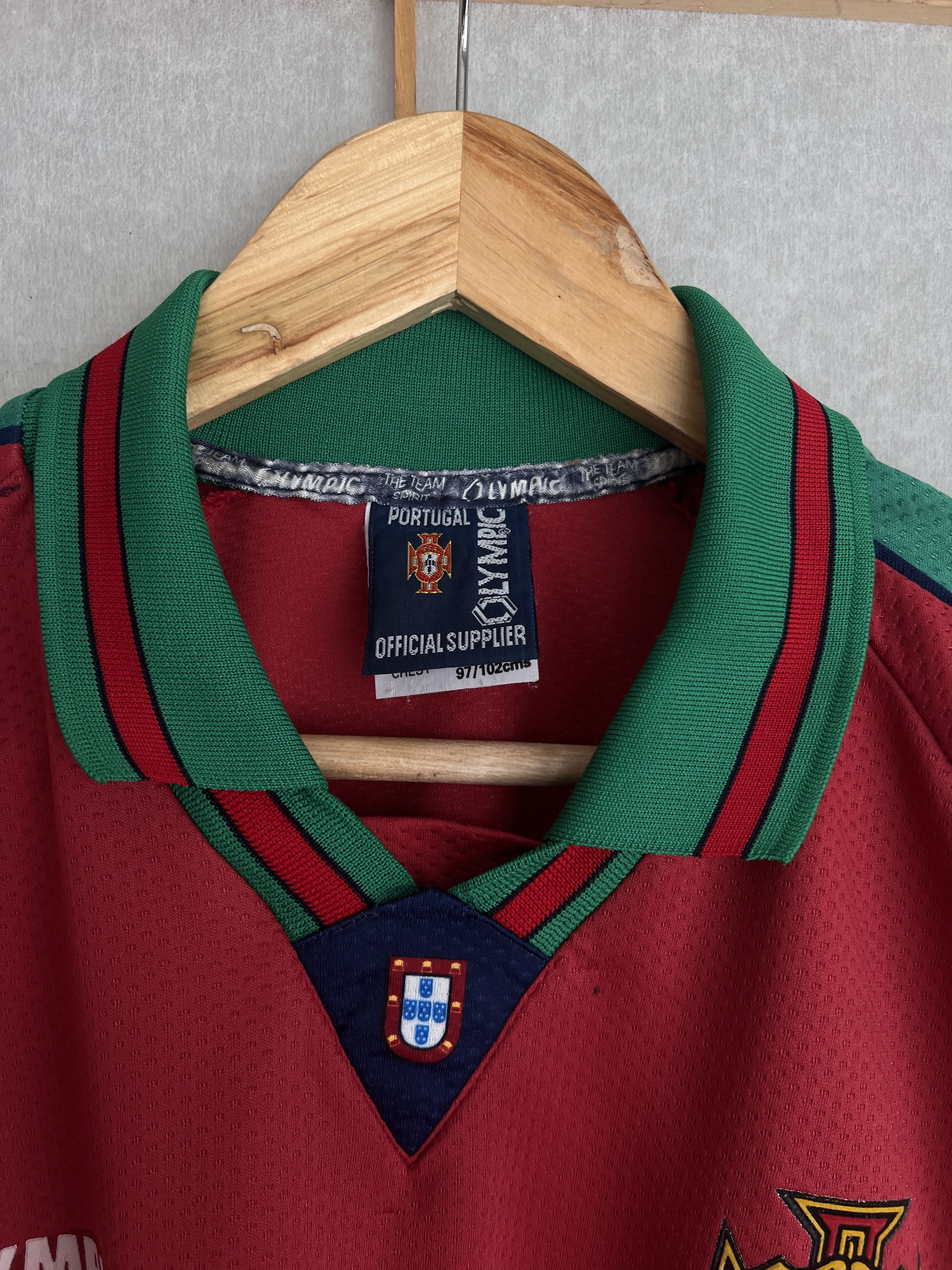 Vintage Rare! Olympic FC Portugal 1996 home football jersey soccer Size US M / EU 48-50 / 2 - 13 Thumbnail