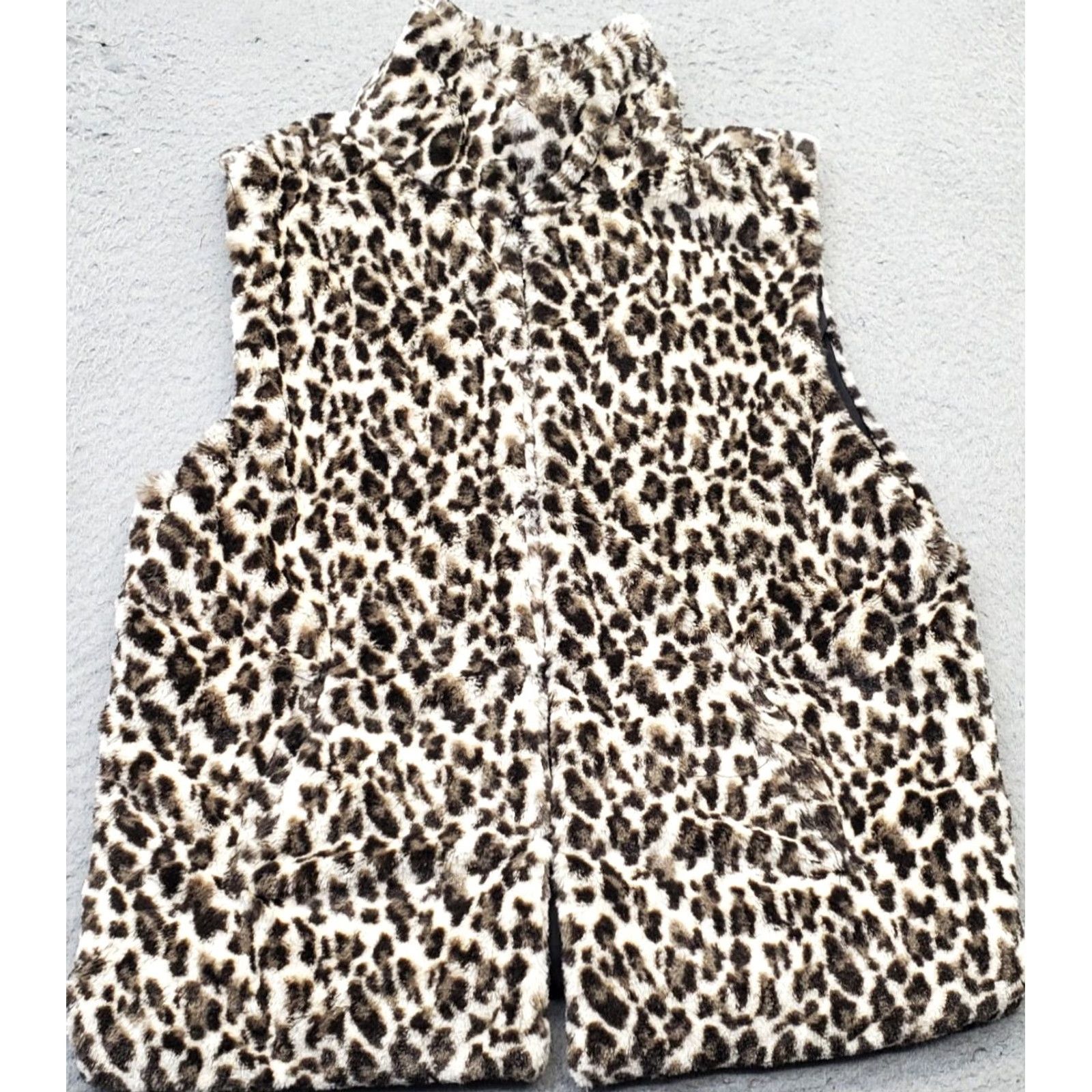 Betsey Johnson Betsey Johnson Vest Womens Small Multi Leopard Print Sleeveless Cozy Faux Fur Size S / US 4 / IT 40 - 2 Thumbnail