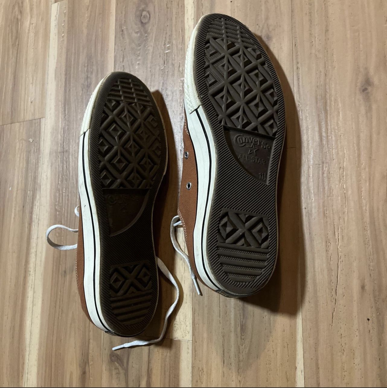 Converse Tan low-top converse Size US 11.5 / EU 44-45 - 3 Thumbnail