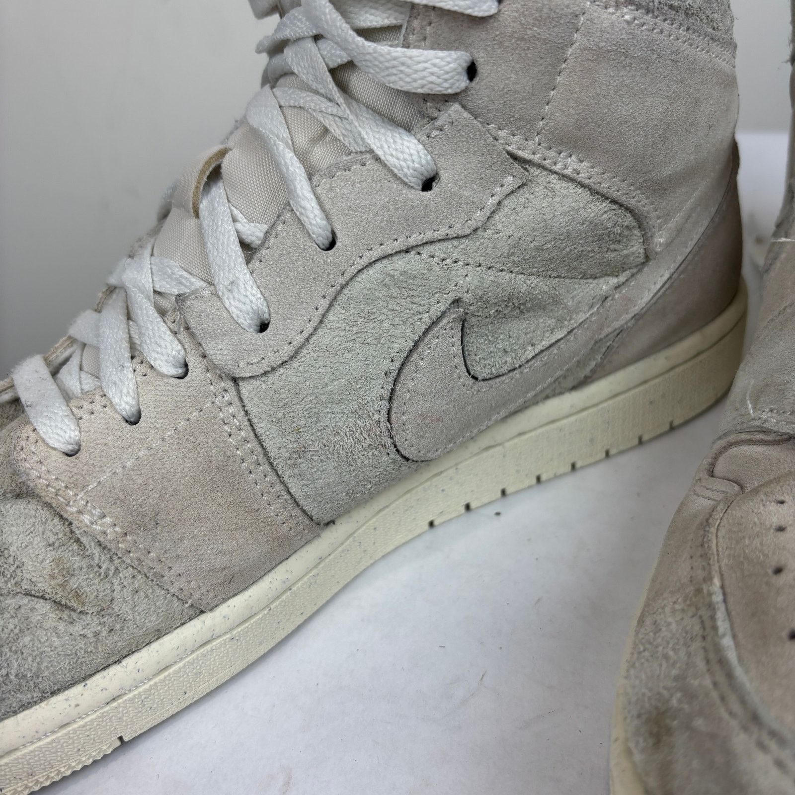 Jordan Brand × Nike Nike Air Jordan 1 Mid SE Craft Pale Shoes Sneakers Men's 11 Size US 11 / EU 44 - 13 Thumbnail