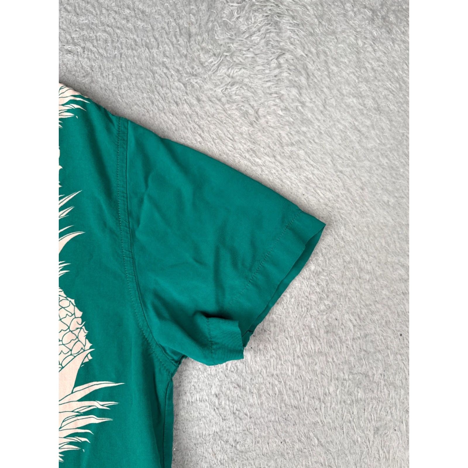 Vintage Original Use Shirt Adult Medium Green Pineapple Hawaiian 100% Rayon Button Up Size US M / EU 48-50 / 2 - 2 Thumbnail