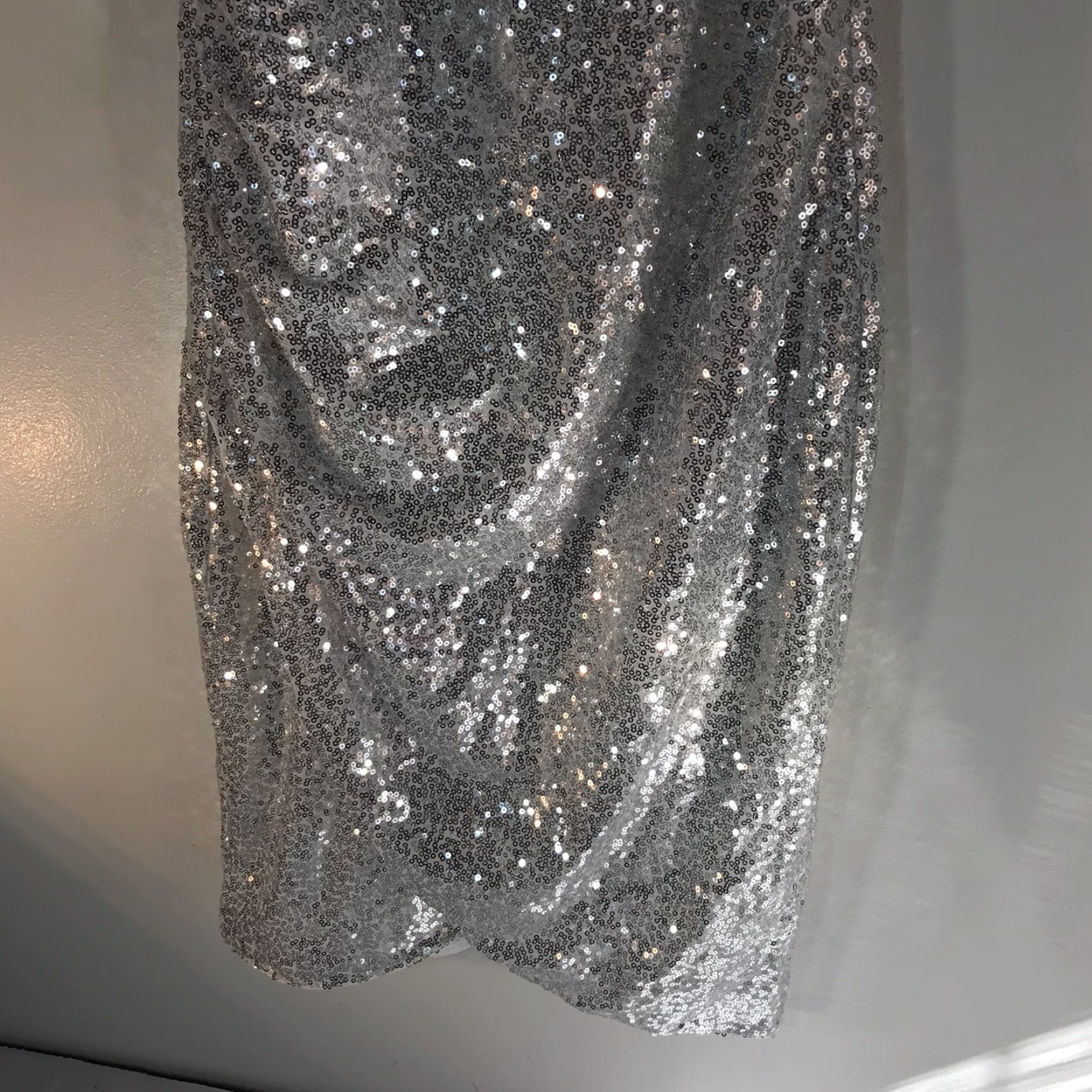 Vintage Grace Karin Silver Sequin Covered Low Cut Formal Dress Womens Size M Size M / US 6-8 / IT 42-44 - 5 Thumbnail
