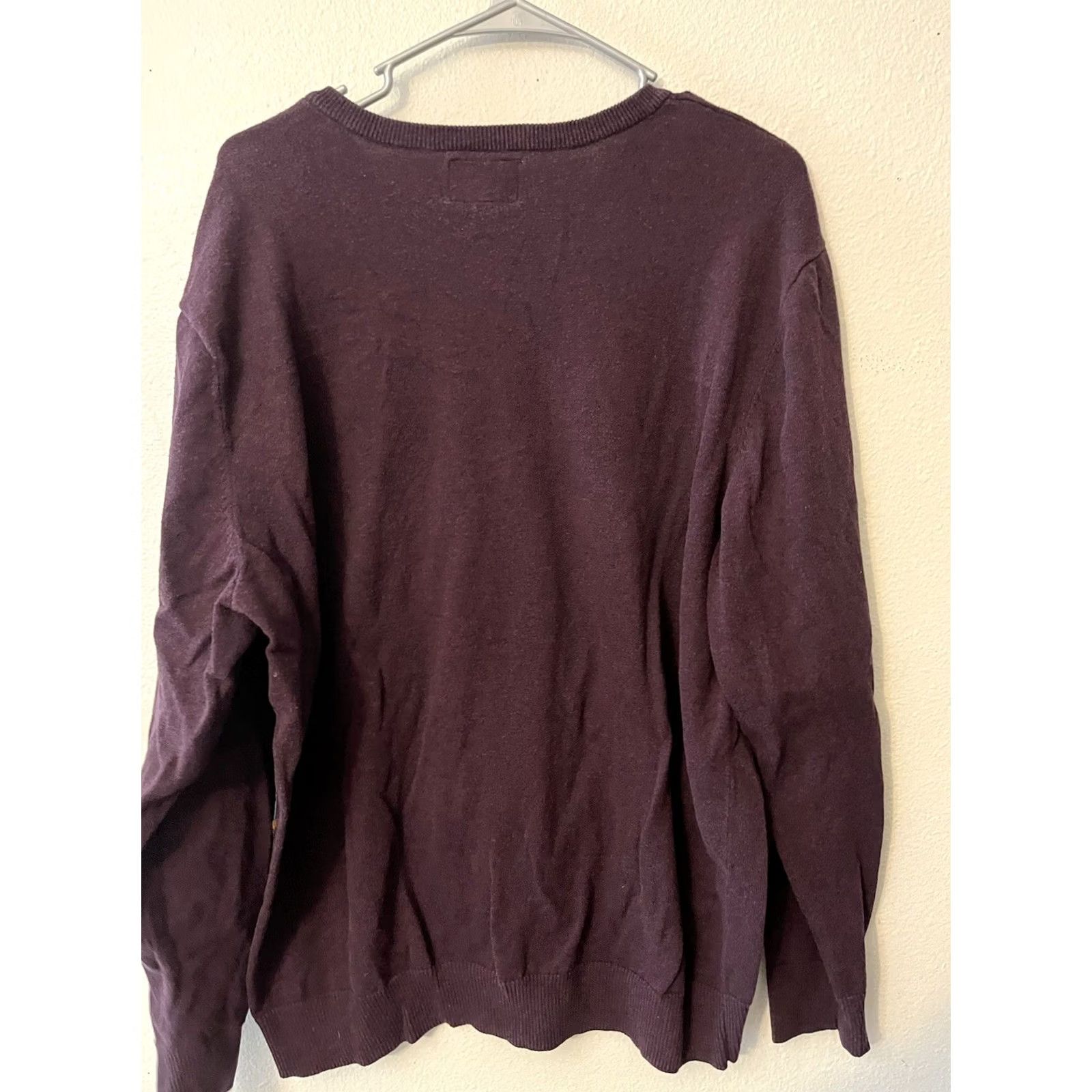 American Eagle Outfitters AMERICAN EAGLE Sweater Men’s Maroon V-neck Size XXL Size US XXL / EU 58 / 5 - 2 Thumbnail