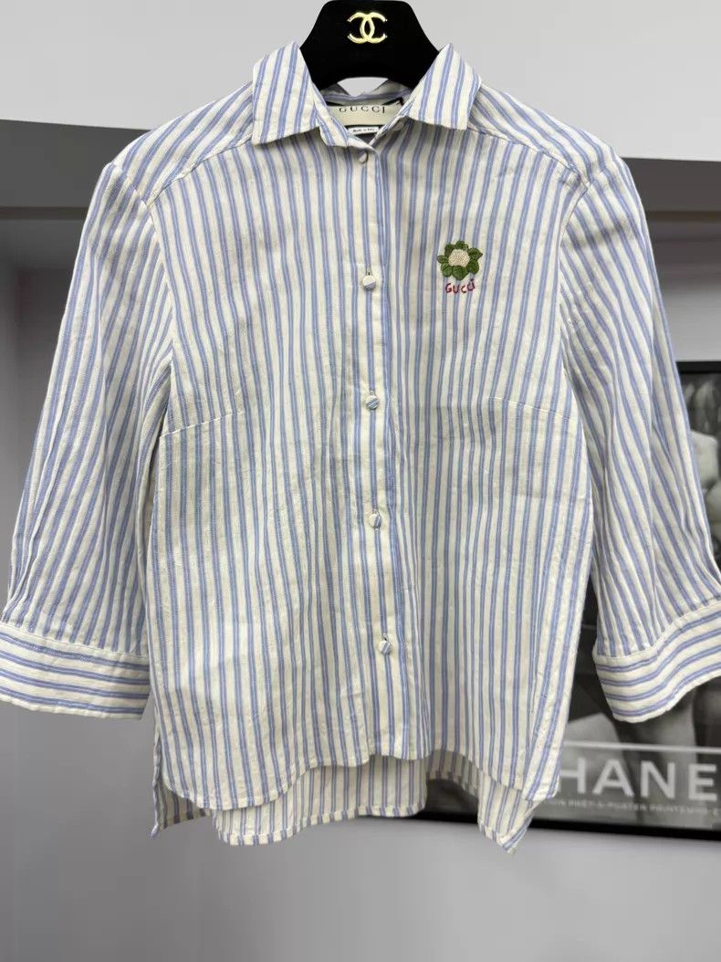 Gucci Gucci Blue and white color-block striped shirt Size M / US 6-8 / IT 42-44 - 1 Thumbnail
