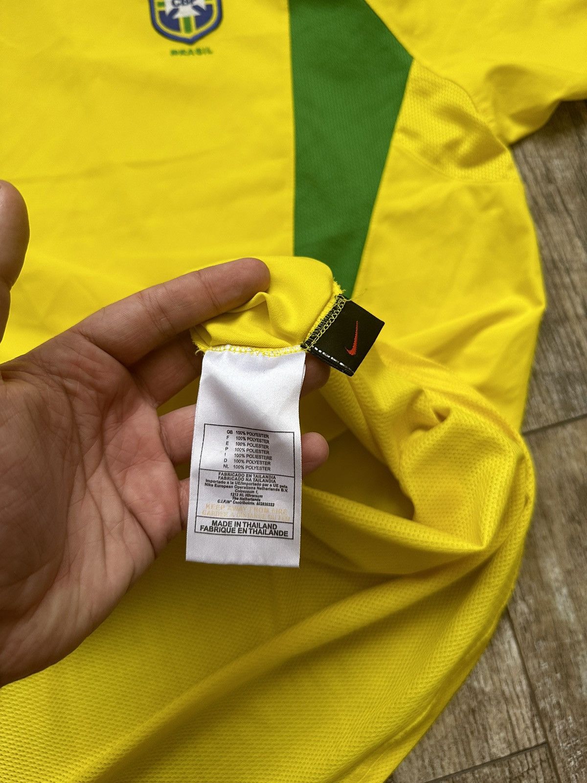 Nike 2002 Nike Brazil World Cup Home Soccer Jersey Size US XL / EU 56 / 4 - 10 Thumbnail