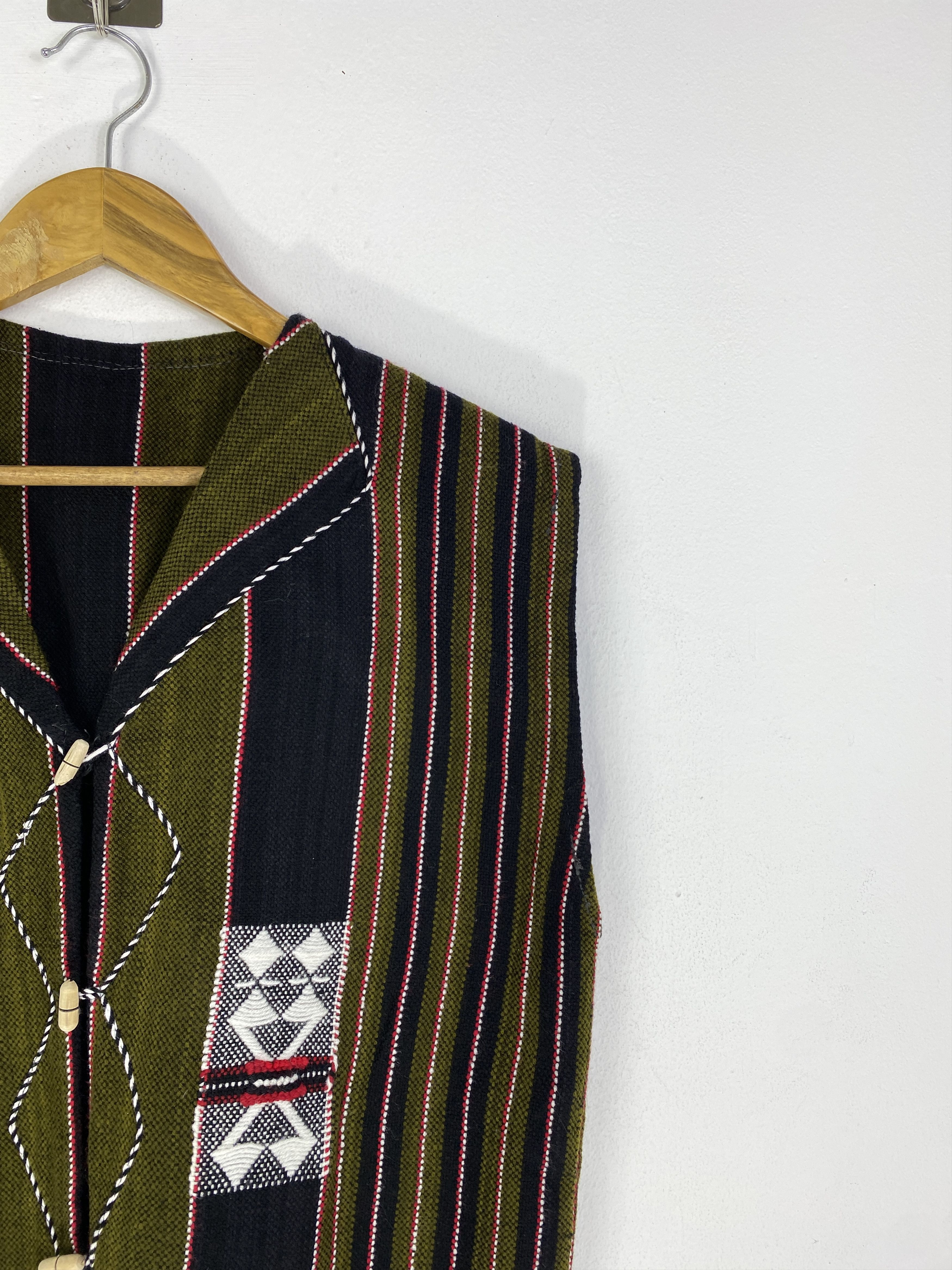 Japanese Brand Vintage Japanese Brand Native Button Up Vest J0084 Size US M / EU 48-50 / 2 - 5 Thumbnail