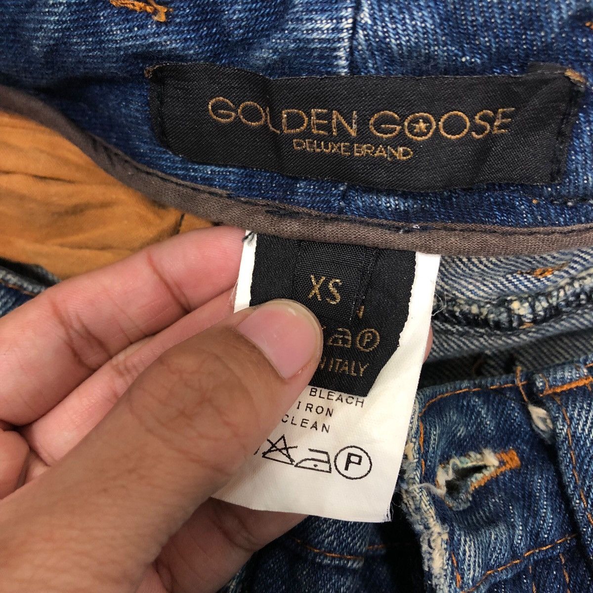 Japanese Brand GGDB Classic Straight-Cut Jeans – Vintage Whisker Wash Size 28" / US 6 / IT 42 - 23 Thumbnail