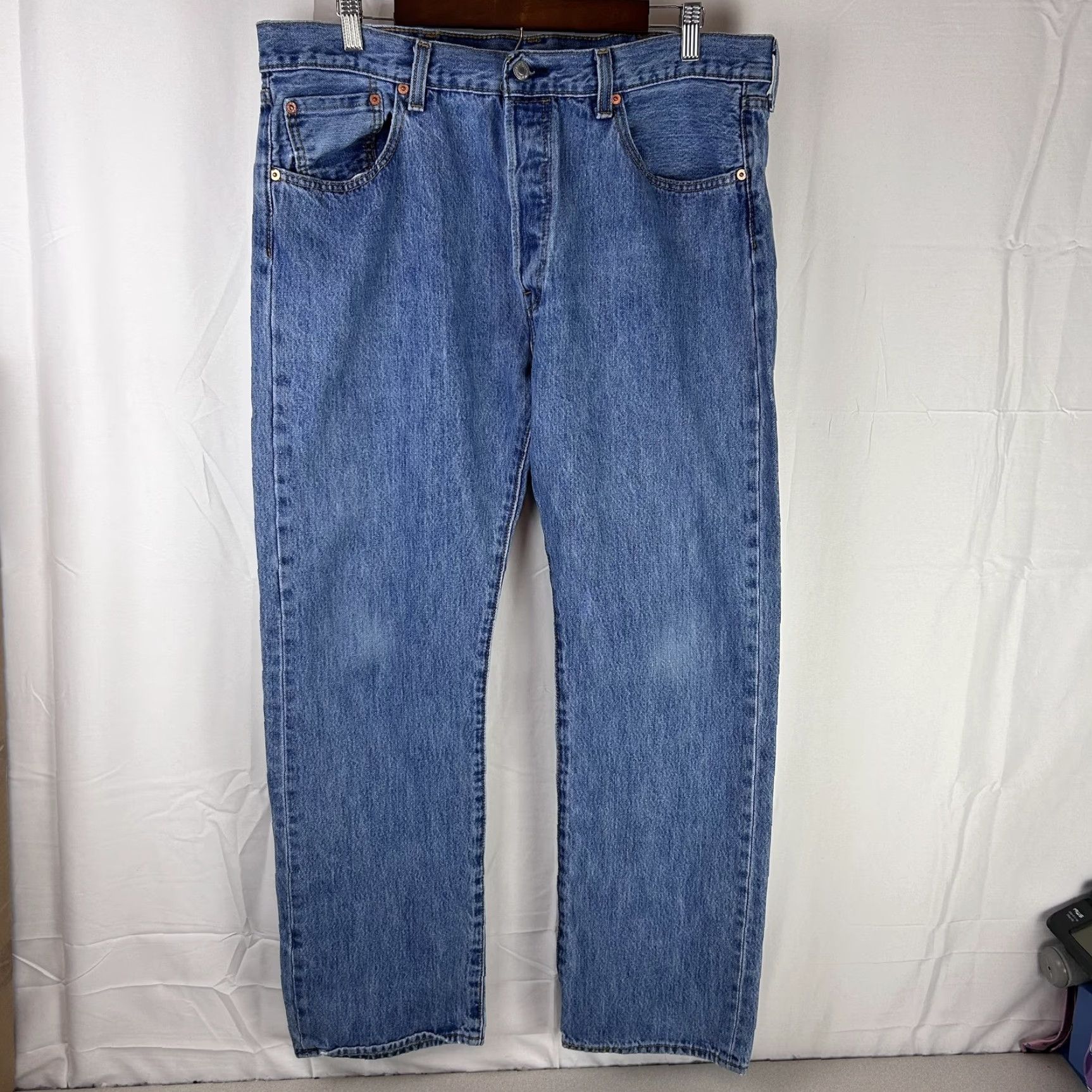 Levi's Levi's 501 Jeans Mens 38x32 Blue Denim Straight Leg Button Fly Classic Fit Size US 38 / EU 54 - 4 Thumbnail