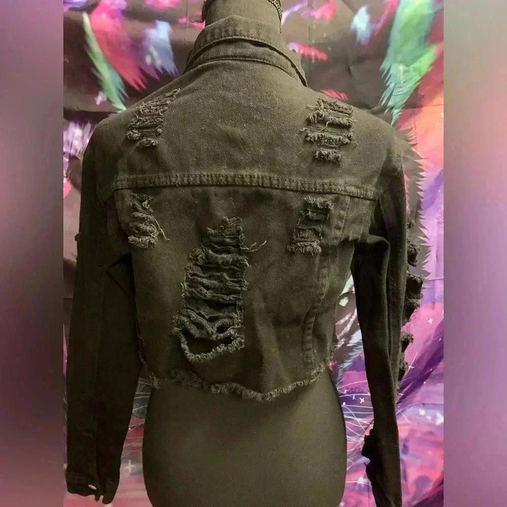 Designer Trendy Distressed Cropped Denim Jacket - Size 5 Size S / US 4 / IT 40 - 2 Thumbnail