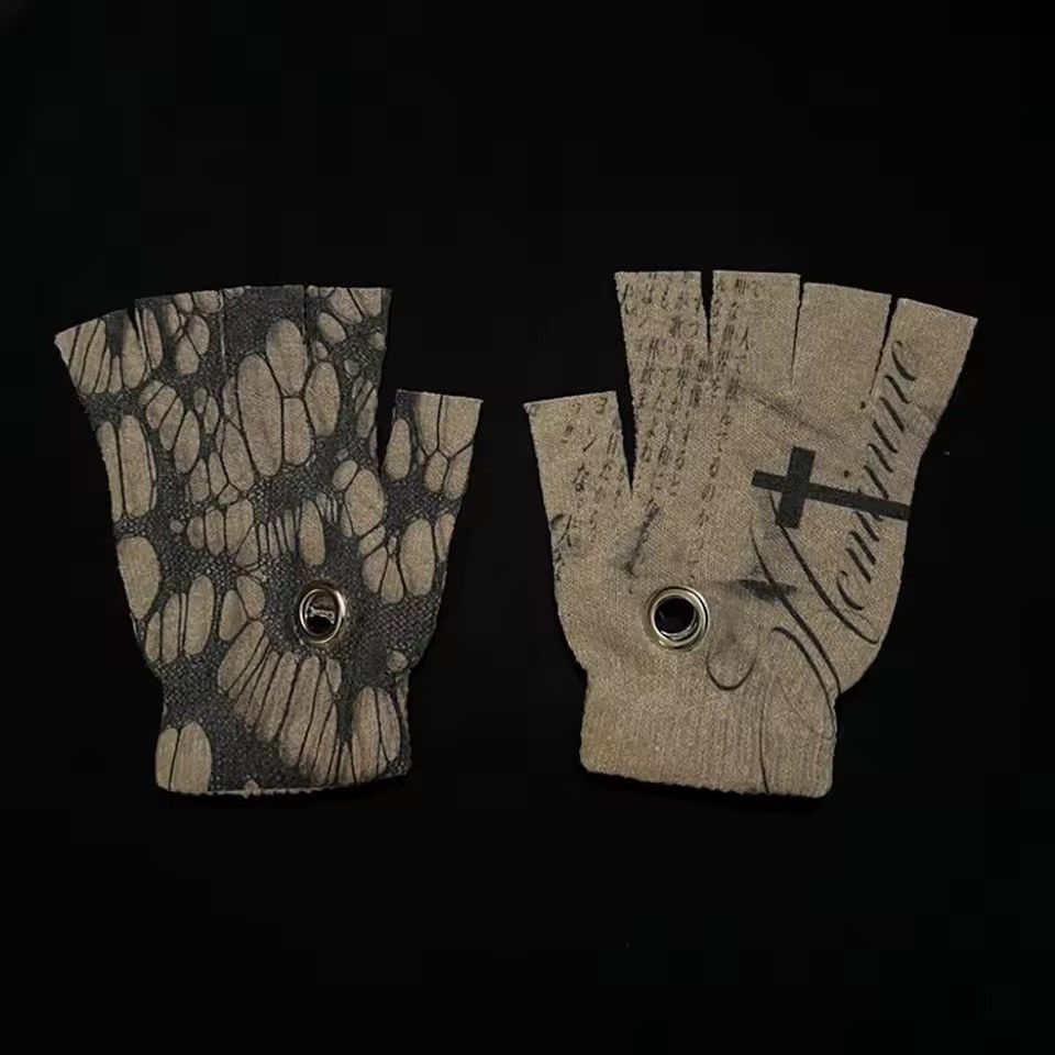 Other Gothic Distressed Y2k Punk Unisex Gloves 2000s Size ONE SIZE - 1 Thumbnail