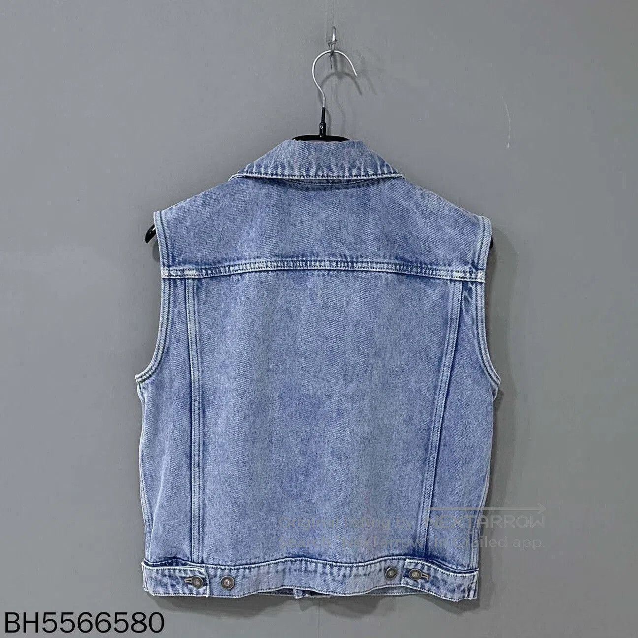 Dior distressed embroidered bee logo denim vest. Size US M / EU 48-50 / 2 - 2 Thumbnail