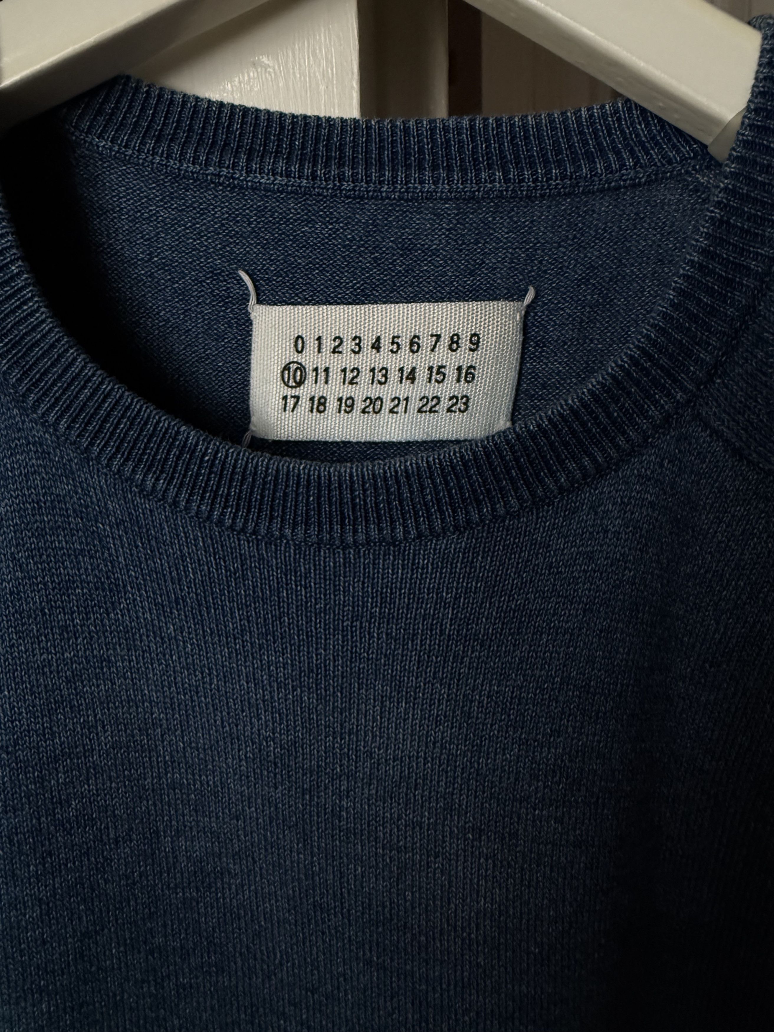 Maison Margiela VINTAGE MAISON MARTIN MARGIELA SWEATER IN SIZE M Size US M / EU 48-50 / 2 - 11 Thumbnail