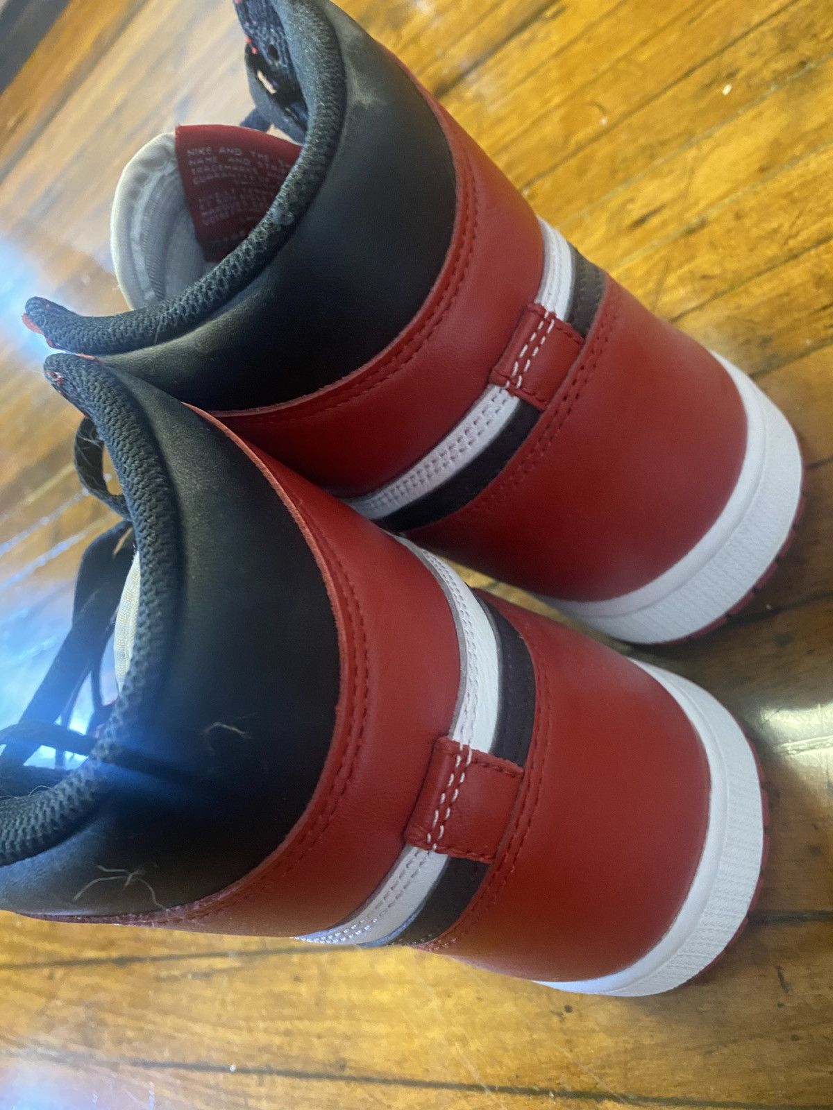Jordan Brand × Nike Jordan Chicago 1’s Size US 10 / EU 43 - 2 Thumbnail