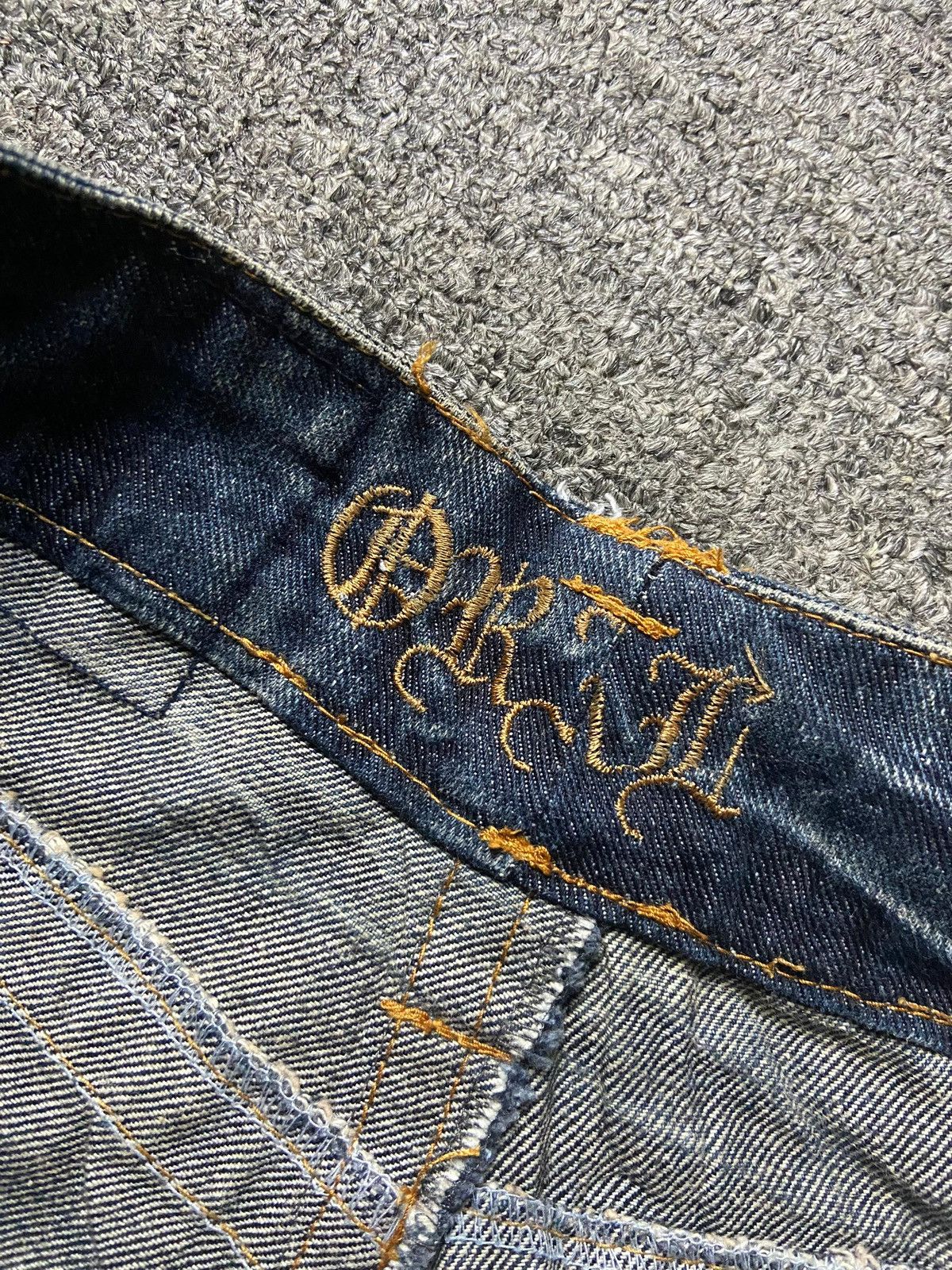 Japanese Brand Original Jeans Brand Distressed Ripped Jeans (171) Size US 32 / EU 48 - 3 Thumbnail