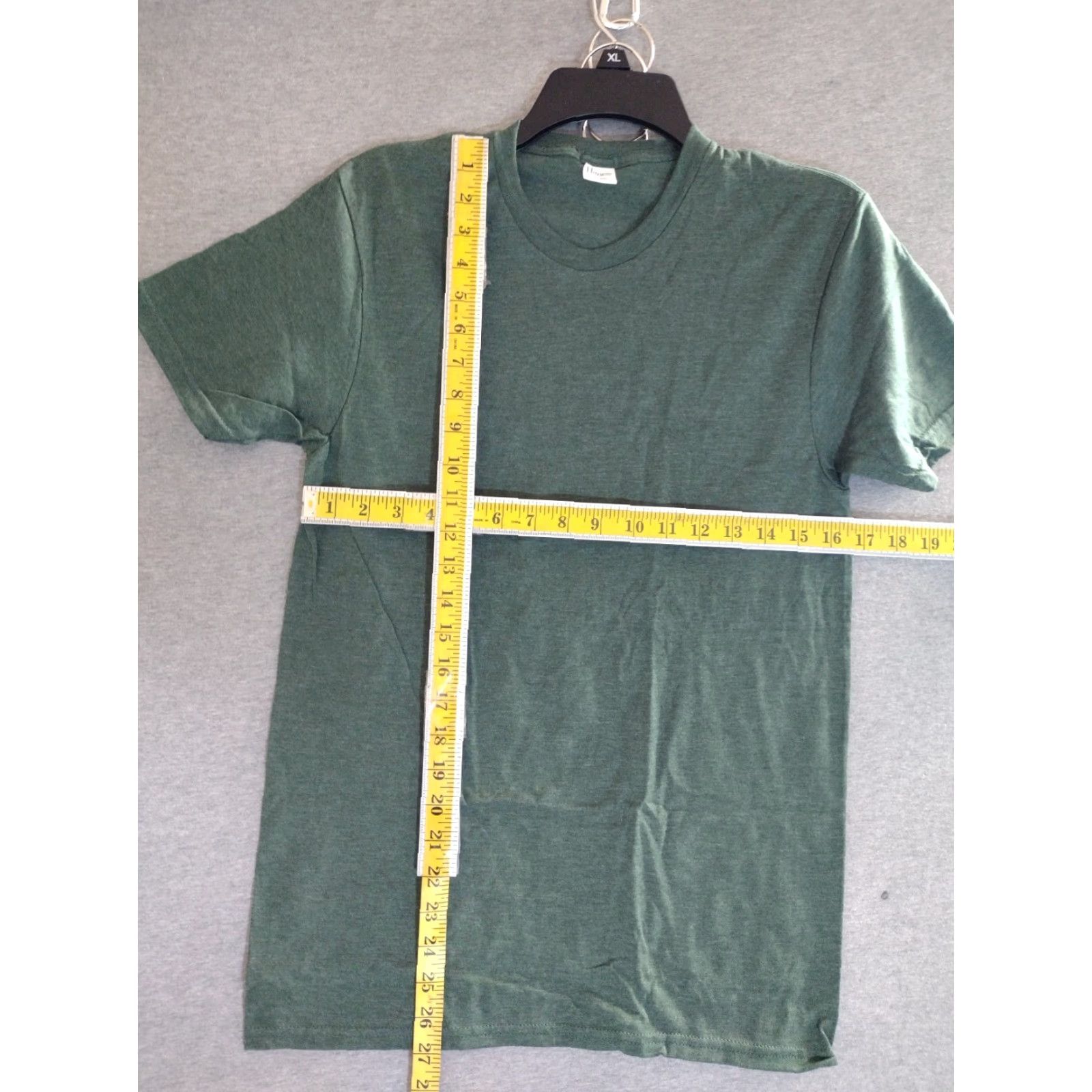 Hanes Hanes Mens Short Sleeve ComfortSoft Plain Cotton Crew Neck T-Shirt S Green Crew Neck Shirt Mens Regular Cotton T-Shirt S Green Classic 90s Event? Size US S / EU 44-46 / 1 - 5 Thumbnail