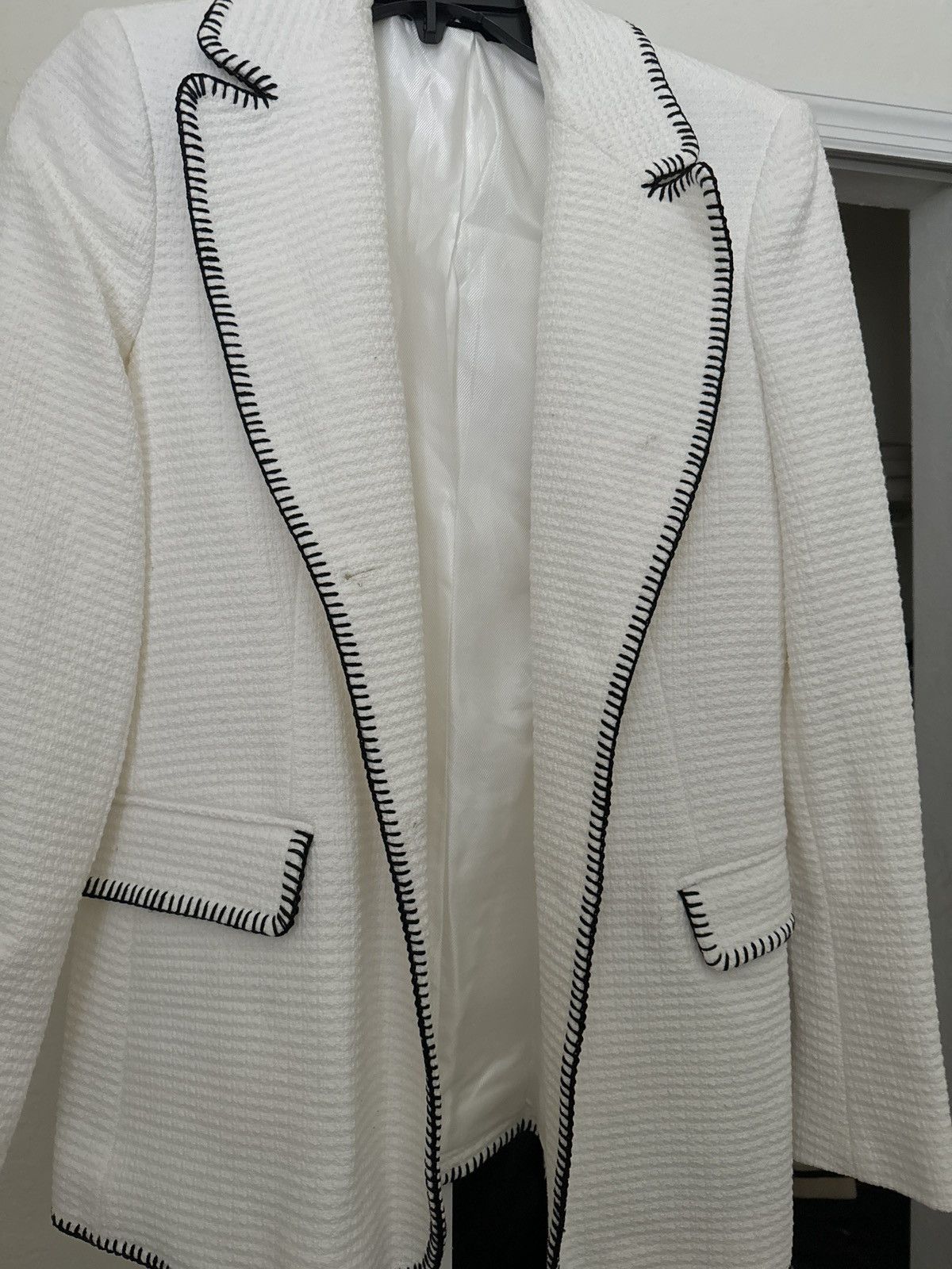 Zara White black stitching blazer Size S / US 4 / IT 40 - 3 Thumbnail
