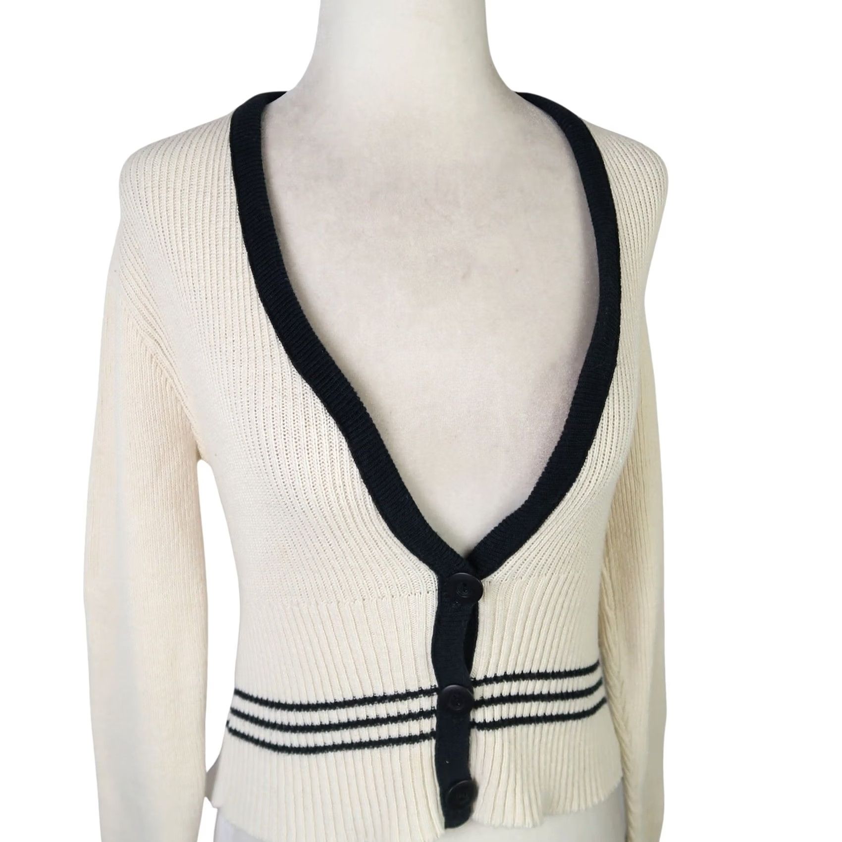 Vintage VINTAGE Objects D'art Cardigan Sweater Stripe Cream Black L Womens 90s 80s Cotton Polyester Knit Long Sleeve Cropped Casual Fall Spring Size L / US 10 / IT 46 - 2 Thumbnail