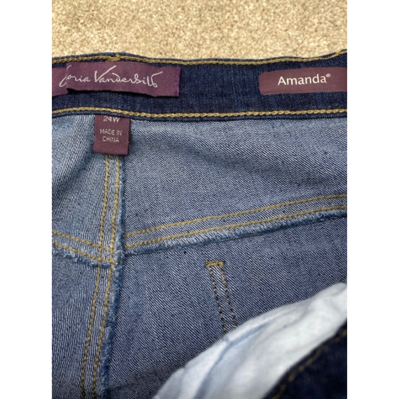Gloria Vanderbilt Gloria Vanderbilt Jeans Main Selling Point Jeans Womens 24W NWT Amanda Blue Denim Stretch 5-Pocket Regular 44" Waist 28" Inseam Womens Size 42" / US 20 - 3 Thumbnail