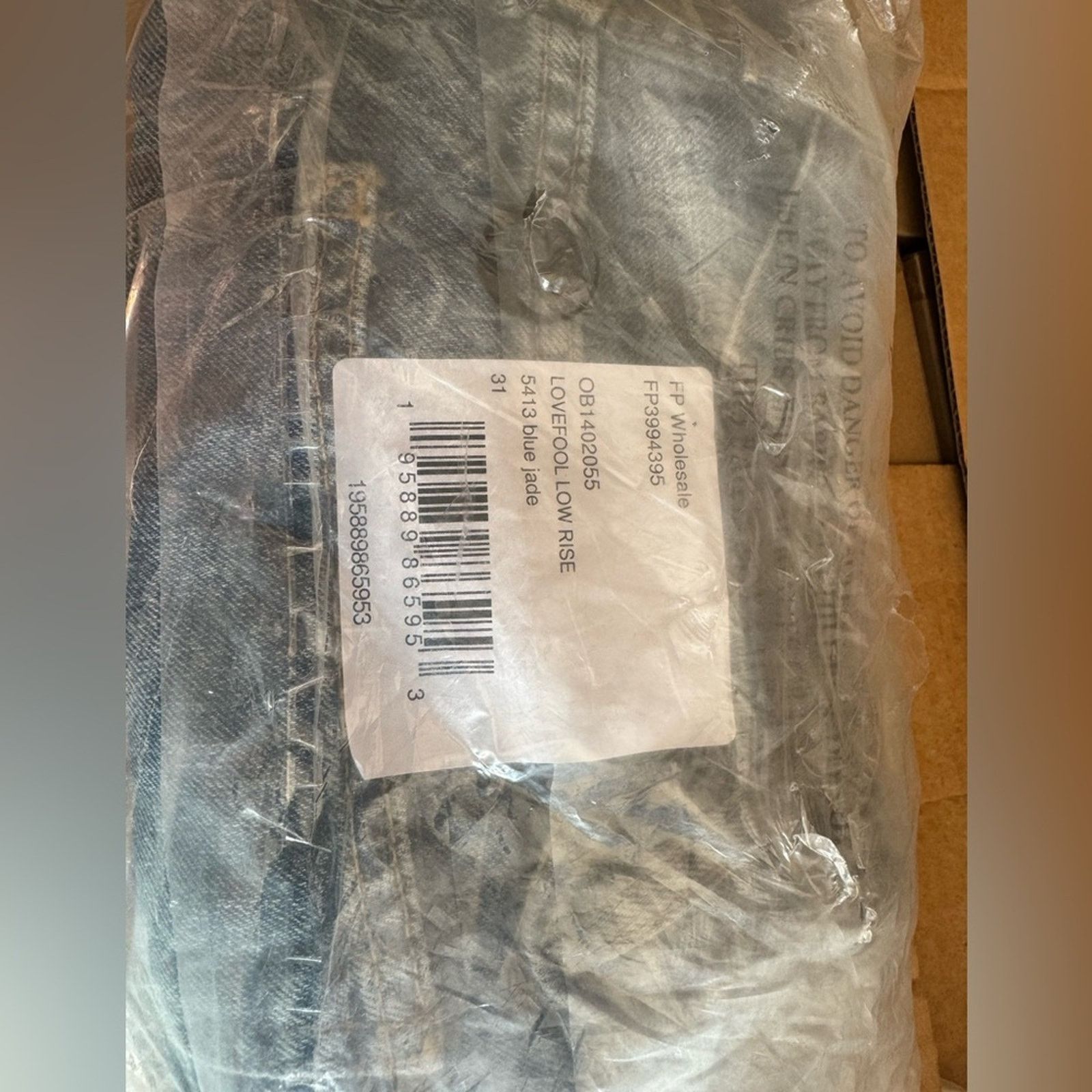 Free People 🎉LAST PIECE🎉FREE PEOPLE Lovefool Low Rise Jeans‎ Size 31" - 4 Thumbnail