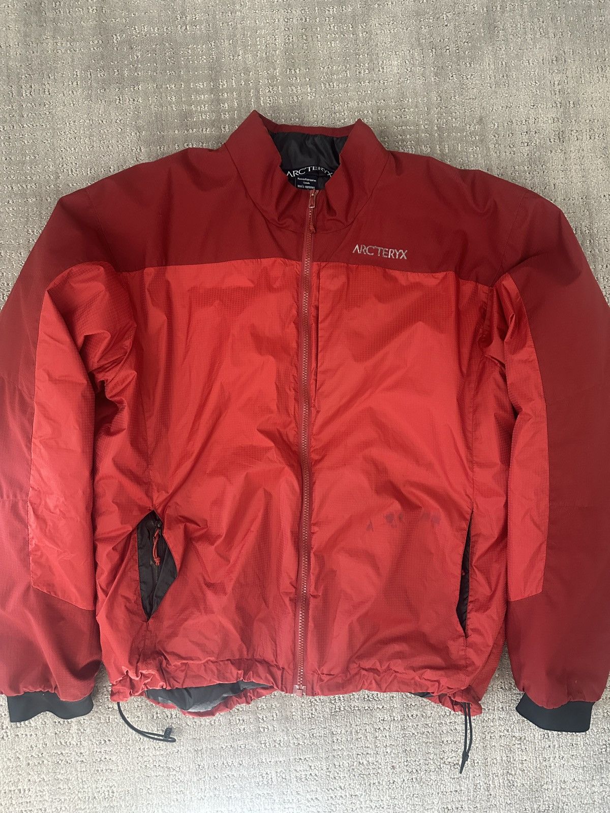 Arc'teryx Red Arcteryx Puffer Size US L / EU 52-54 / 3 - 1 Thumbnail