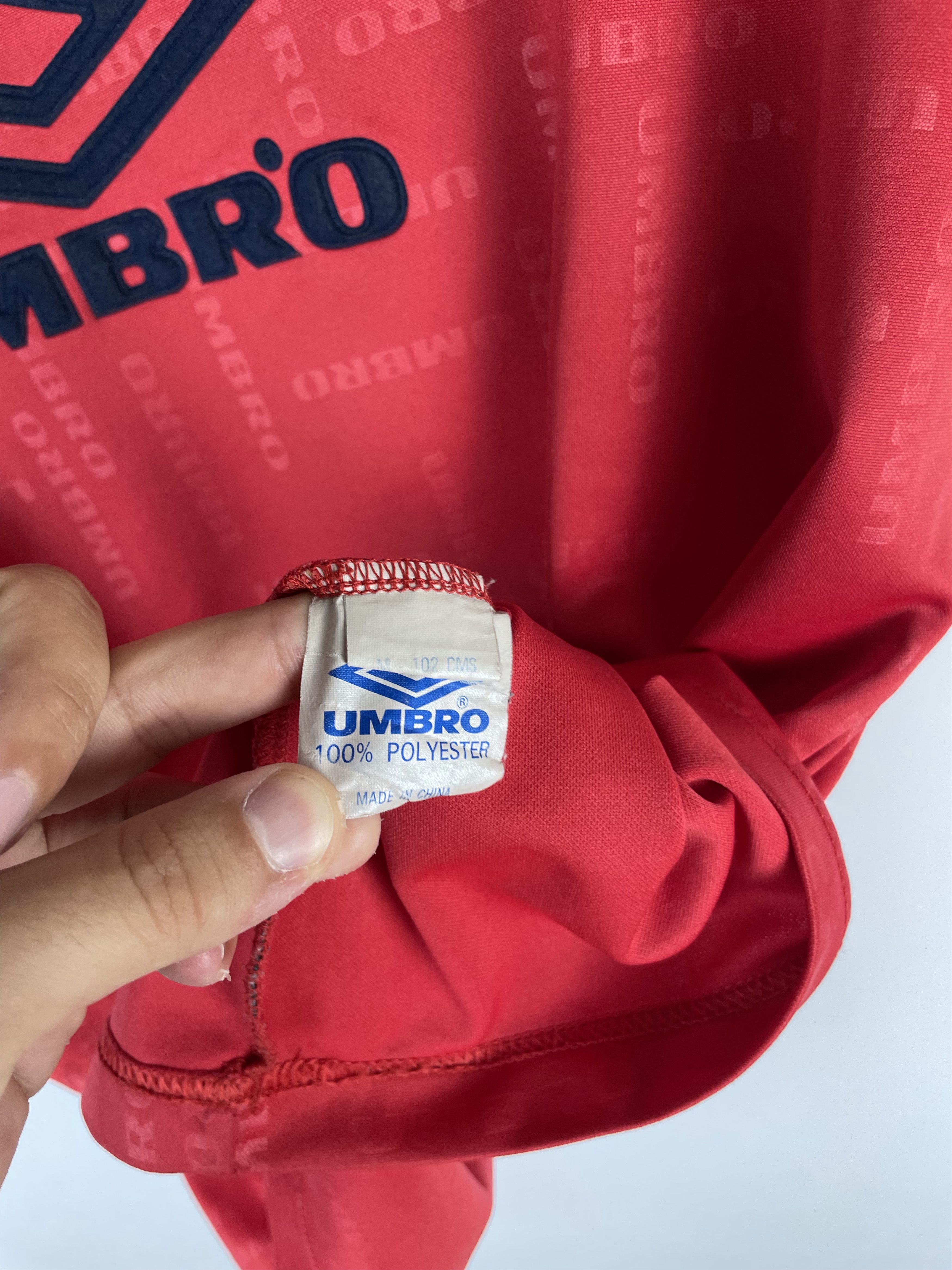 Umbro Vintage Umbro T Shirt Big Logo 90s Size US M / EU 48-50 / 2 - 8 Thumbnail