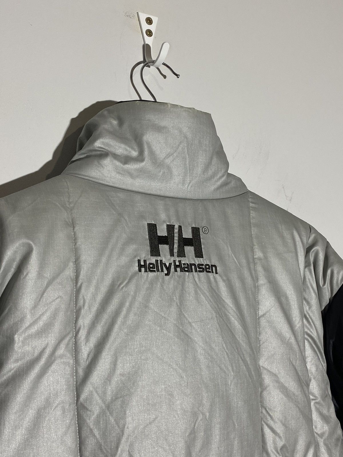 Helly Hansen Vintage 90s Helly Hansen Y2K streetwear style down jacket Size US S / EU 44-46 / 1 - 3 Thumbnail