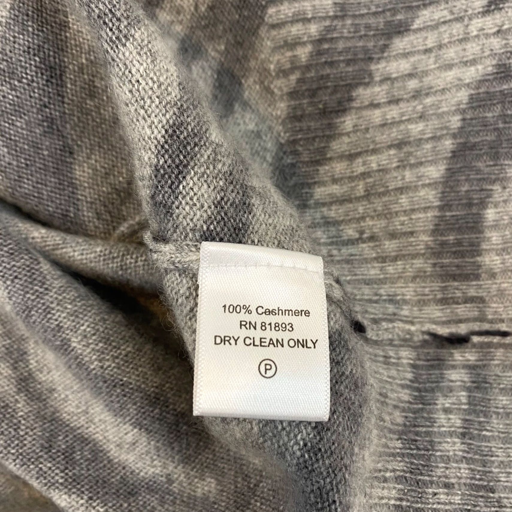 Vintage Precious Fibers Cardigan Women L Gray Zebra Striped Jeweled Cashmere Size L / US 10 / IT 46 - 3 Thumbnail