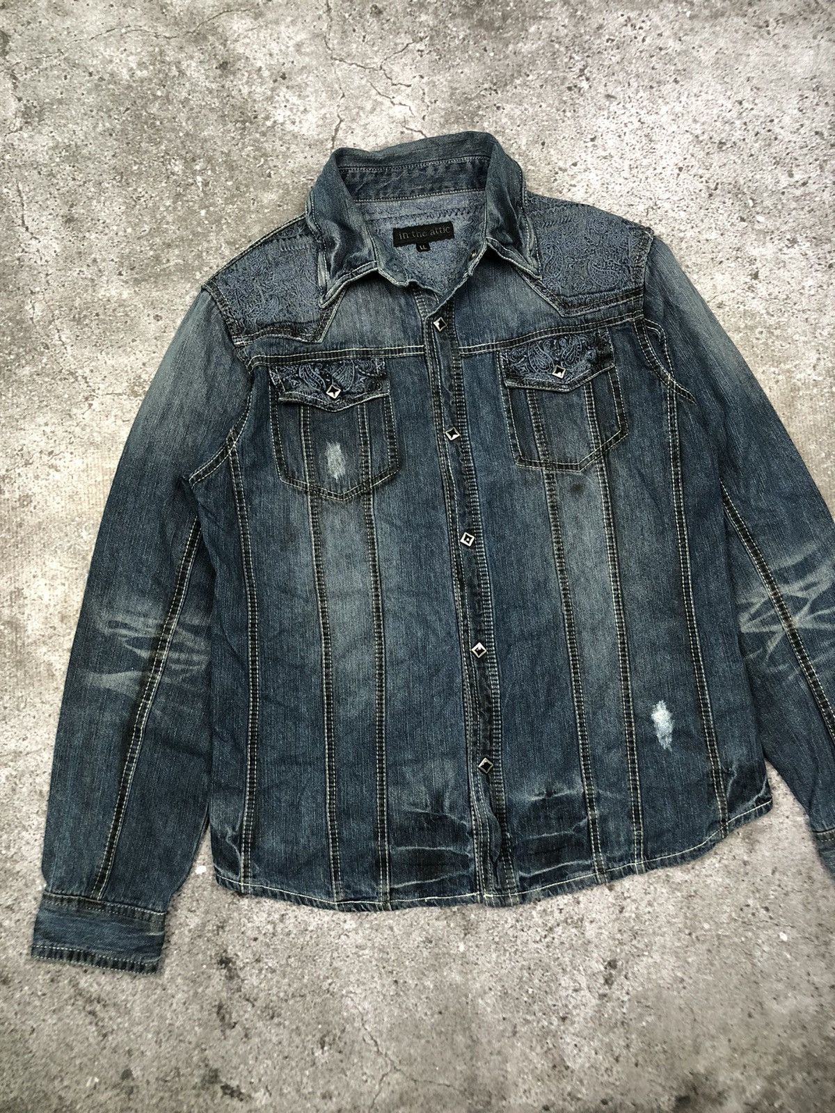 IN THE ATTIC DENIM RAW BUTTON SHIRT