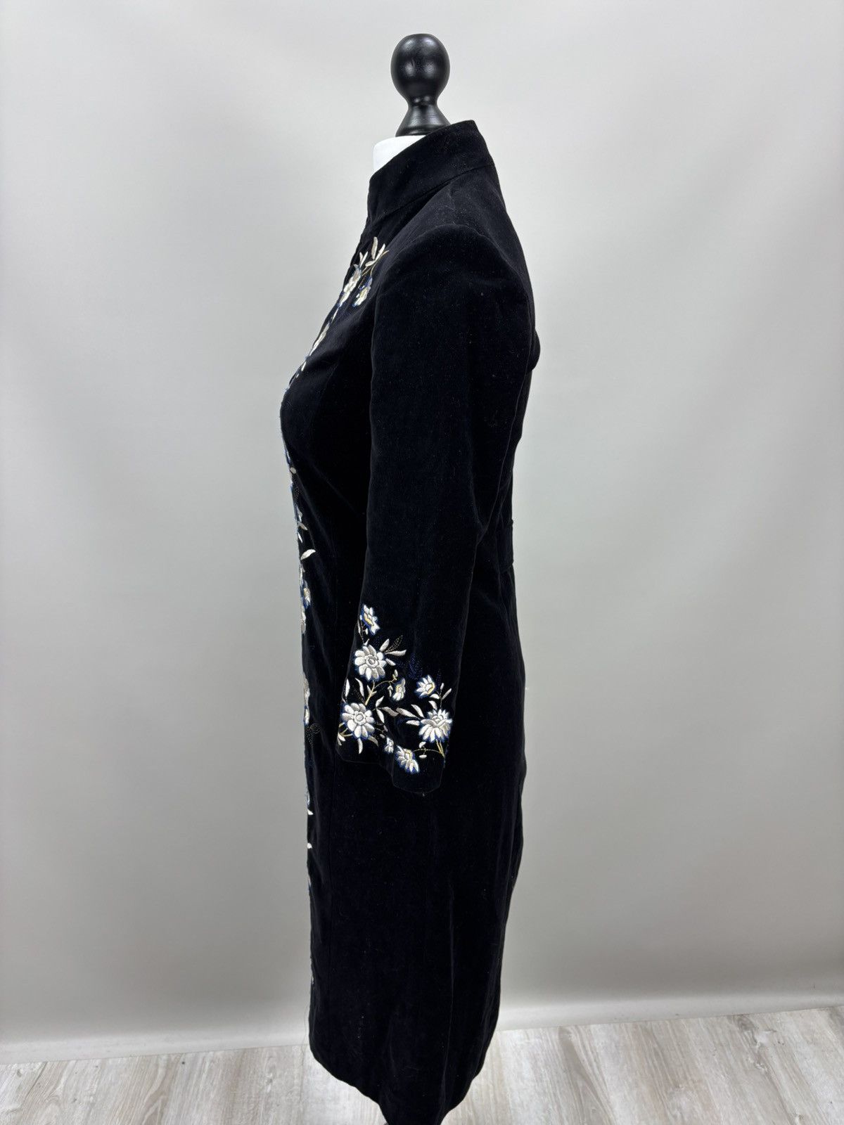 Laura Ashley Womens corduroy coat Laura Ashley Size 4 Color Black Size S / US 4 / IT 40 - 9 Thumbnail