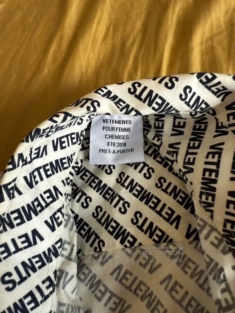 Vetements Vetements Logo Filled Shirt Size US S / EU 44-46 / 1 - 3 Thumbnail
