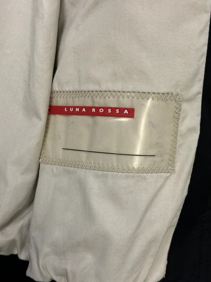 Prada 2000s Luna Rossa Navy Nylon Embroidered Logo Light Jacket Size M / US 6-8 / IT 42-44 - 10 Thumbnail