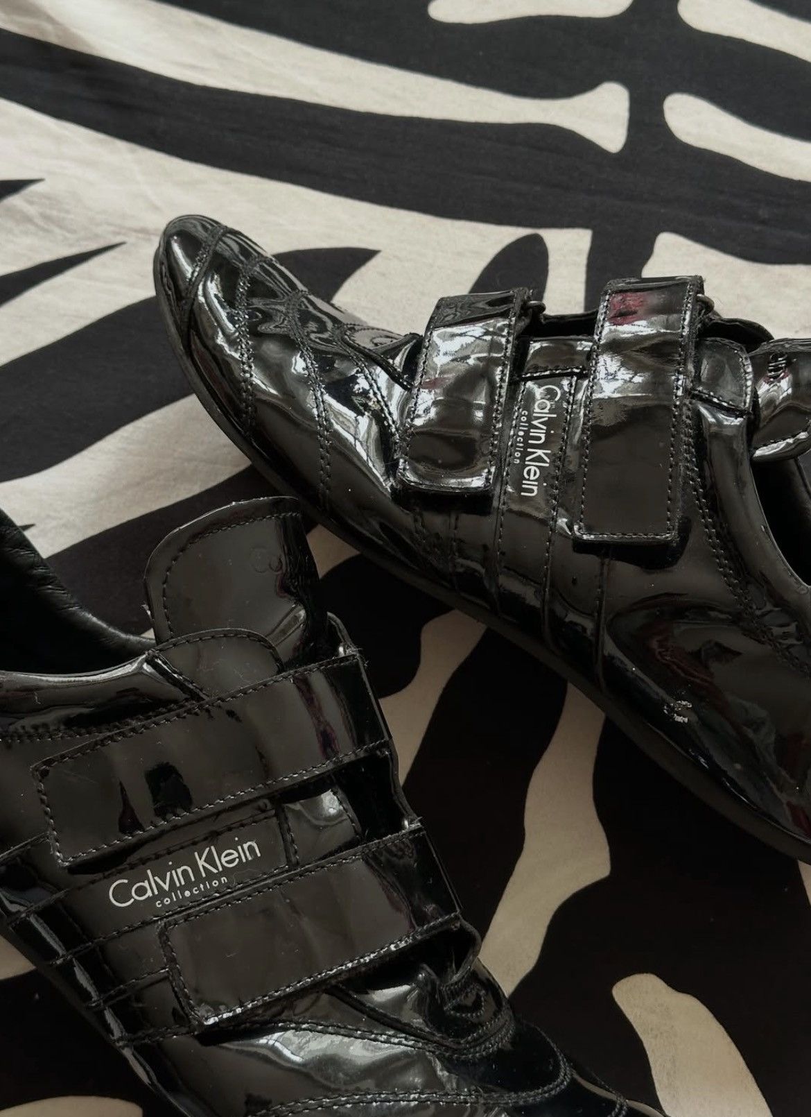Calvin Klein Calvin Klein Collection patent leather trainers Size US 9 / EU 42 - 2 Thumbnail