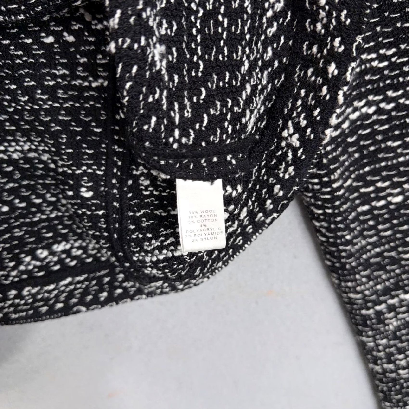 St. John St. John Blazer Womens 8 Black White Knit Shawl Collar Button Short Wool Blend Jacket Sweater Size M / US 6-8 / IT 42-44 - 4 Thumbnail