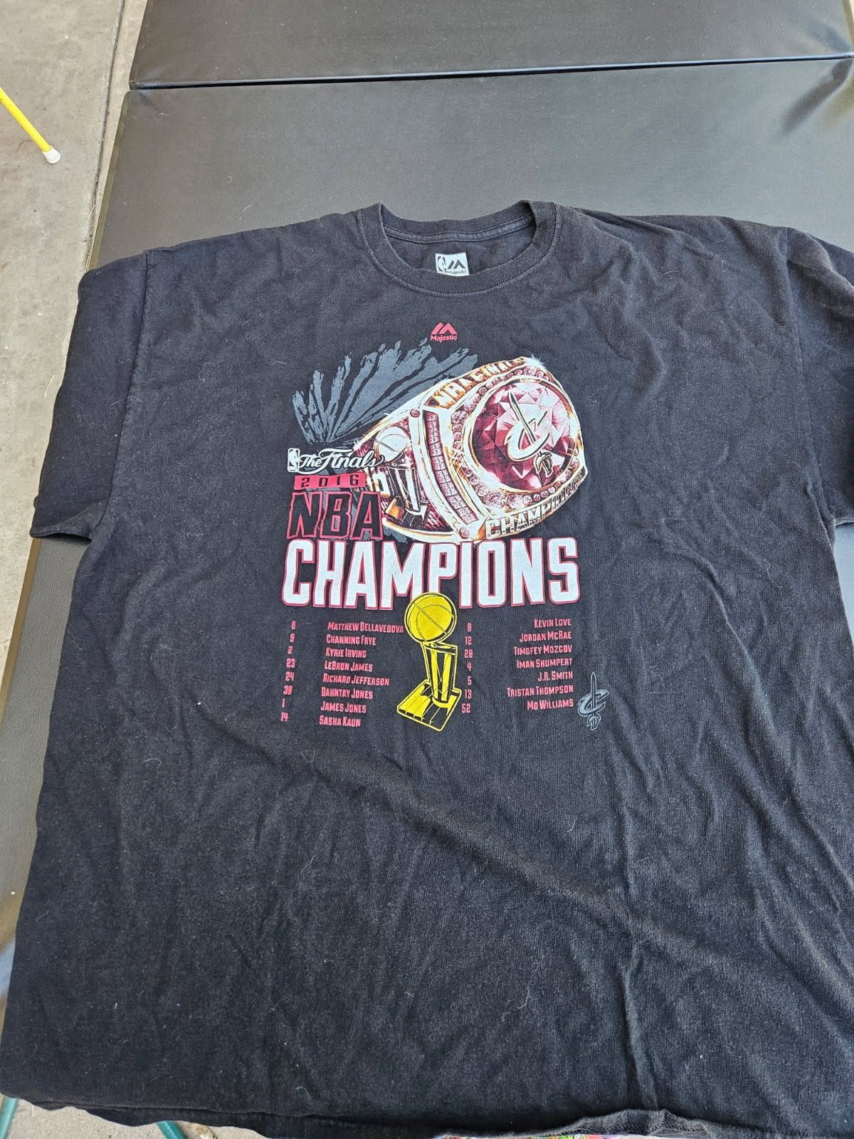 Majestic Cleveland Cavaliers 2016 NBA Finals Champions Majestic Tee Size US XXL / EU 58 / 5 - 1 Thumbnail