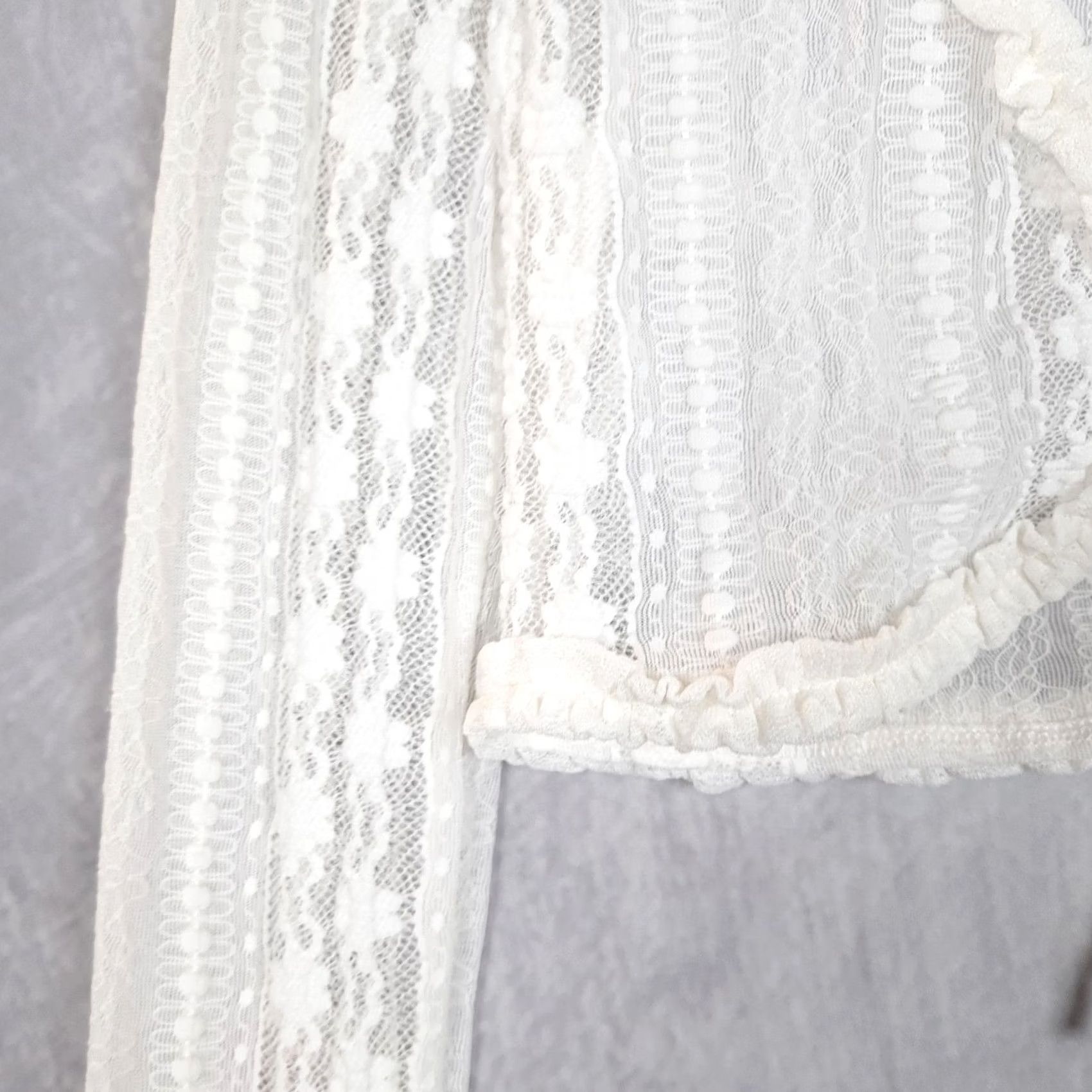 Vintage Tiger Mist Top Womens XS White Floral Lace Sheer Cropped Tie Front Size XS / US 0-2 / IT 36-38 - 7 Thumbnail