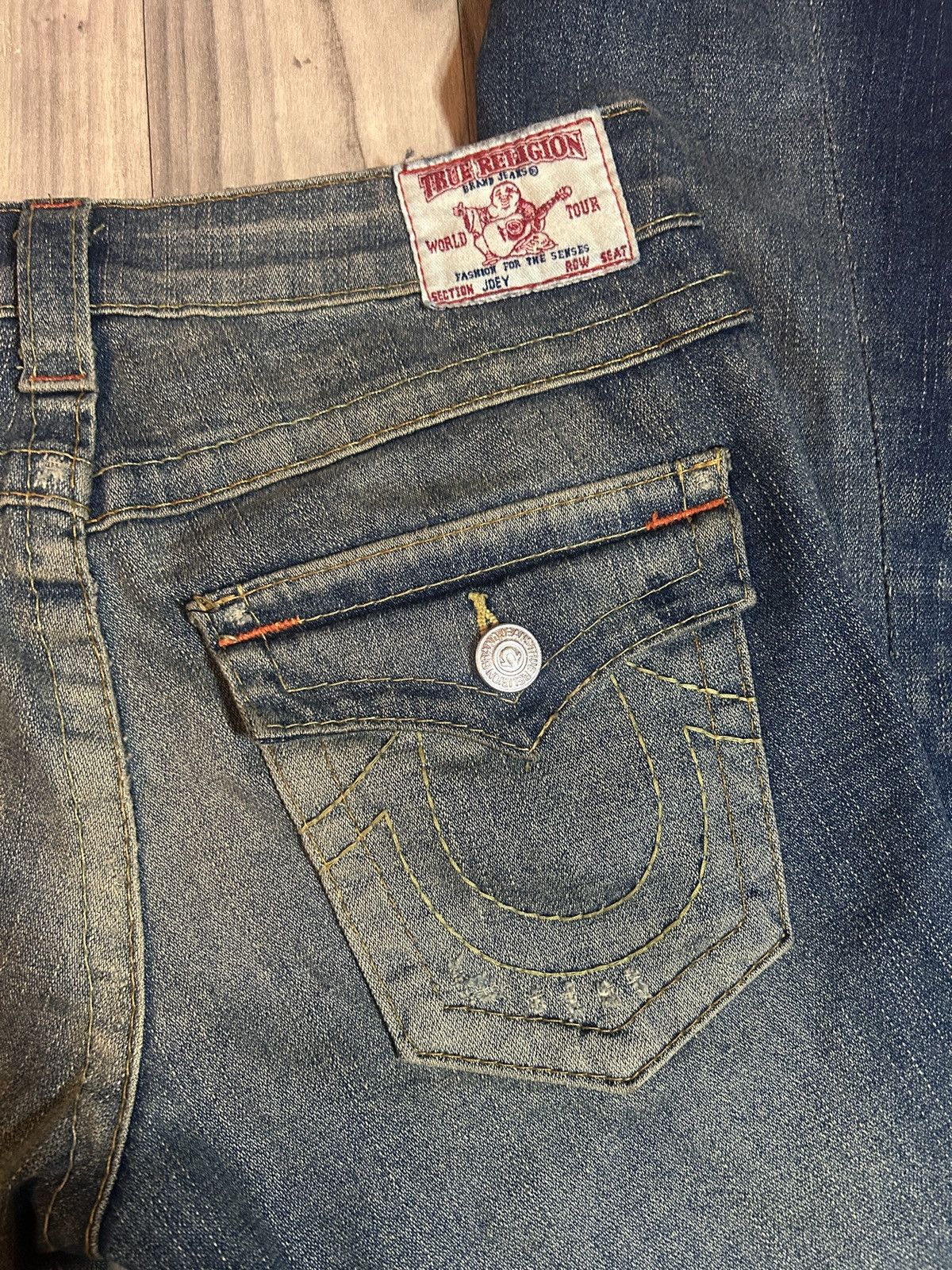 True Religion Women’s True Religion Size 28 Faded Flare Jeans Size 28" / US 6 / IT 42 - 6 Thumbnail