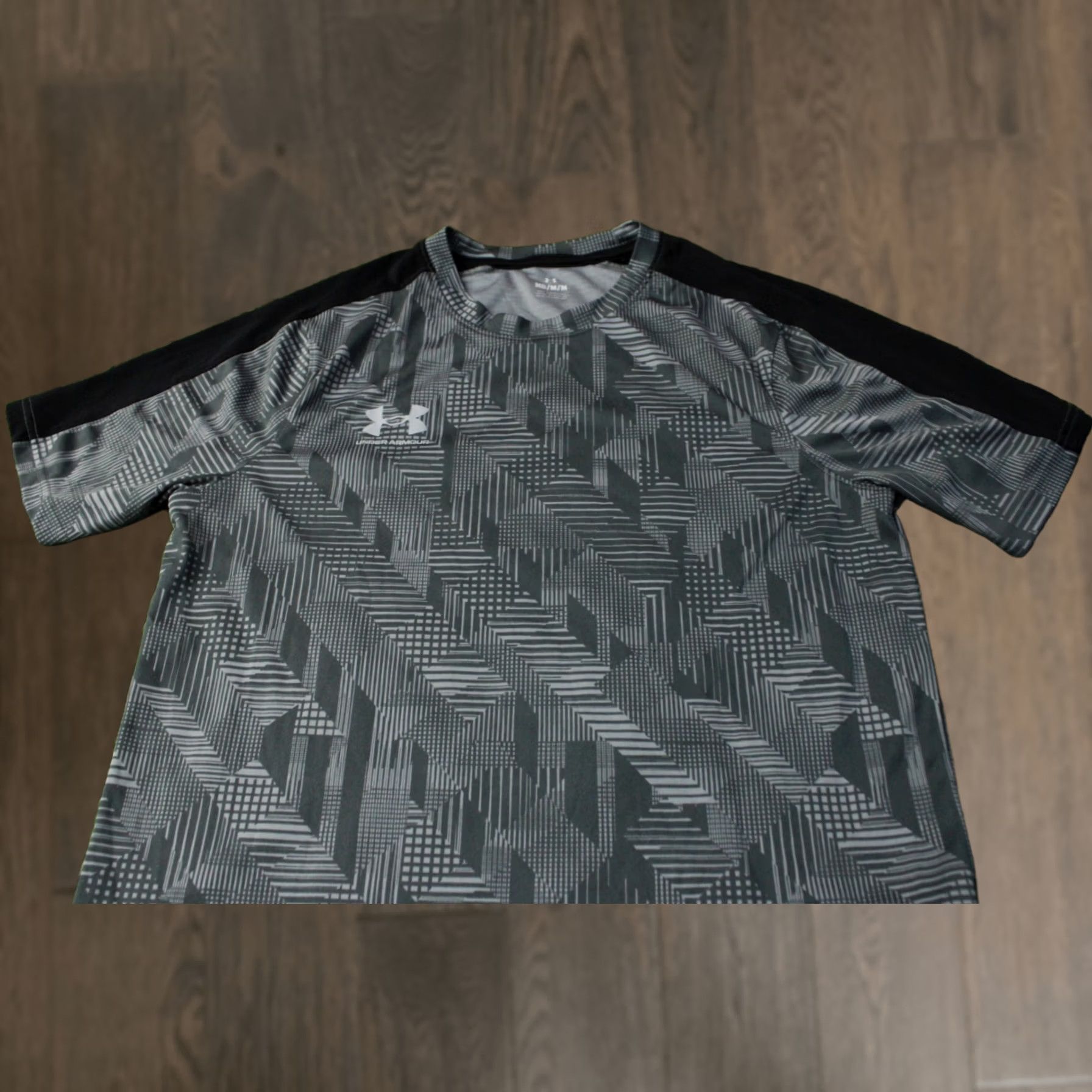 Under Armour Under Armour T-Shirt Men's Training Compression Shirt Jersey 2023 M Gray and Black Short Sleeve Classic Fit Regular Size M Size US M / EU 48-50 / 2 - 1 Thumbnail
