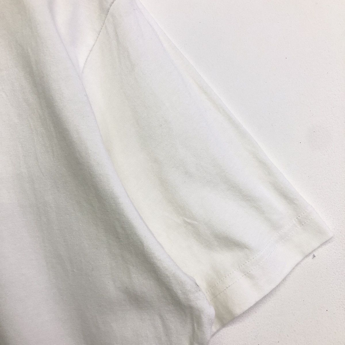 Anime Uniqlo X Attack On Titan Levi Anime Graphic Tshirt Size US L / EU 52-54 / 3 - 5 Thumbnail