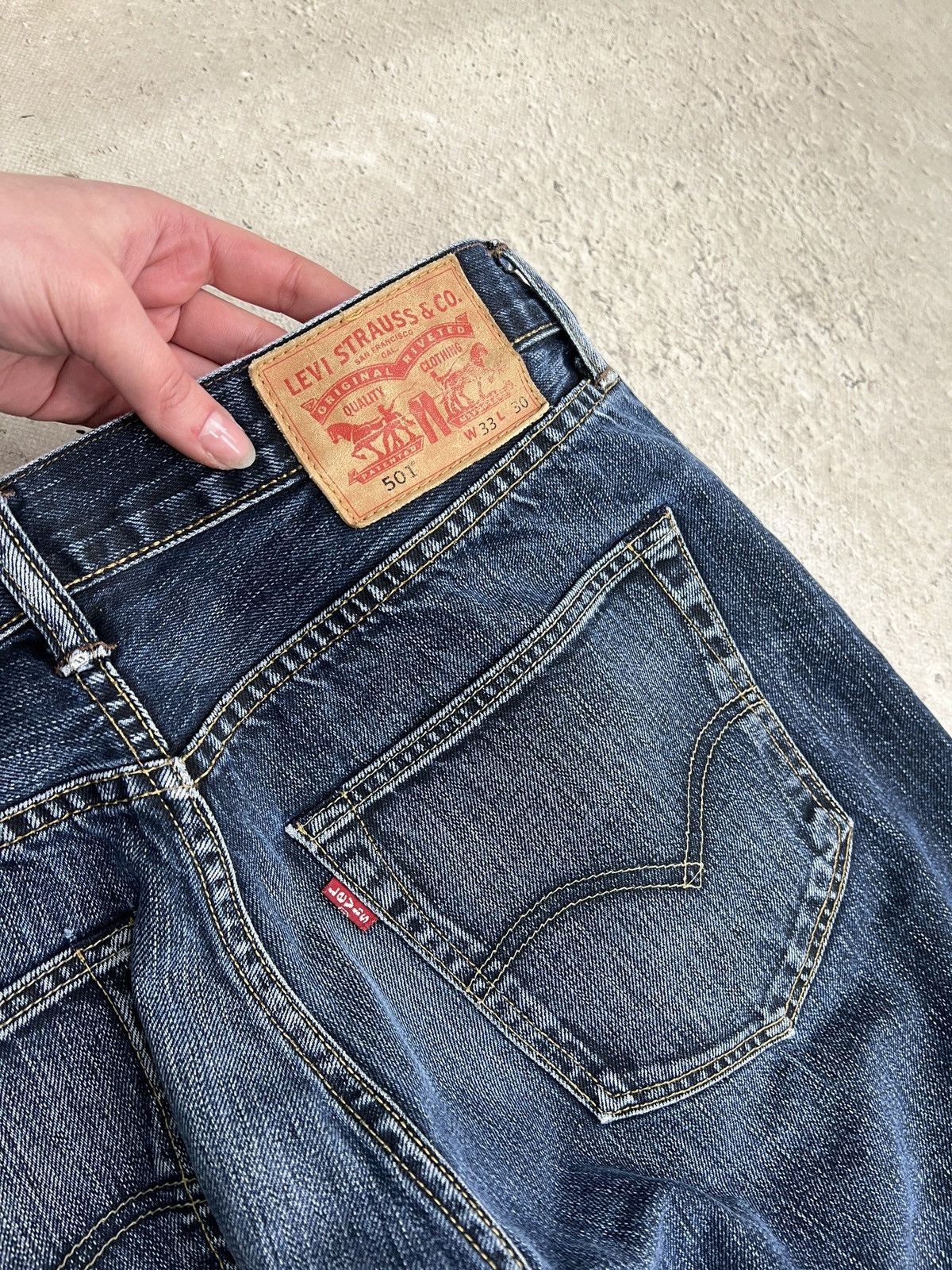Levi's Vintage Levis 90s distressed denim jeans 501 retro style Size US 33 - 10 Thumbnail