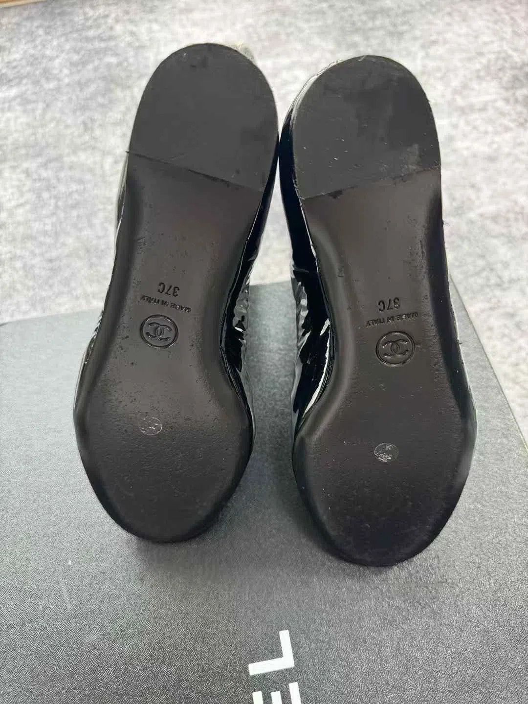 Chanel Chanel Patent Leather Wedge Knee. Size US 6 / IT 36 - 7 Thumbnail
