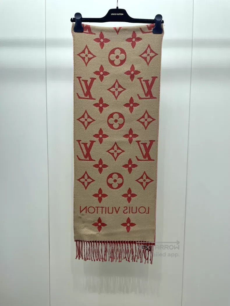 Louis Vuitton Louis Vuitton Rabbit Year Full Logo Scarf Size ONE SIZE - 4 Thumbnail