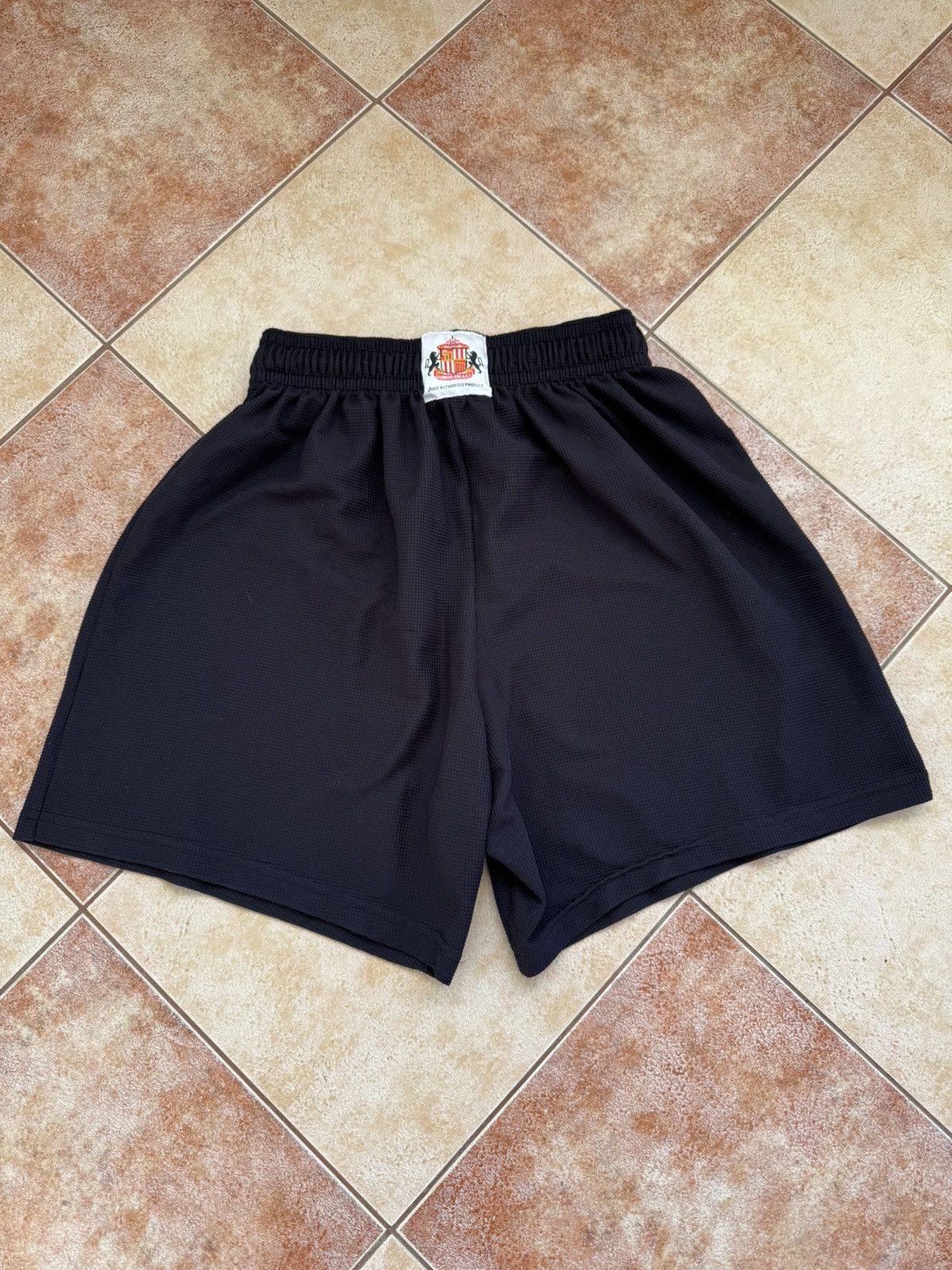 Asics × Vintage Vintage Sunderland 1997-1998 Home Soccer Shorts Football Kit Size US 36 / EU 52 - 2 Thumbnail