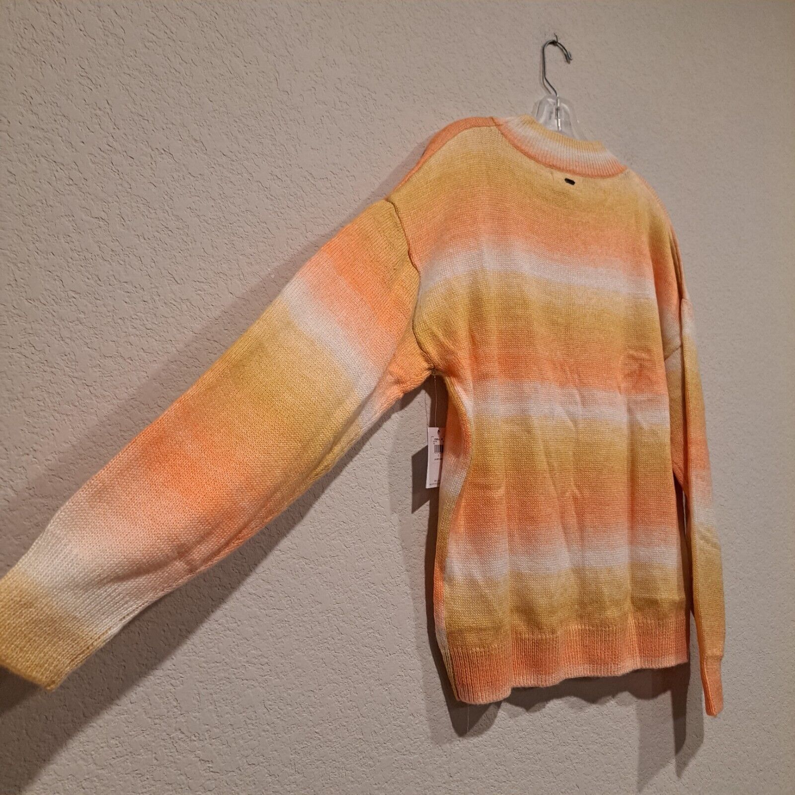 Other O'Neill Knitted Sweater Striped Orange Yellow Size S NWT Size US S / EU 44-46 / 1 - 10 Thumbnail