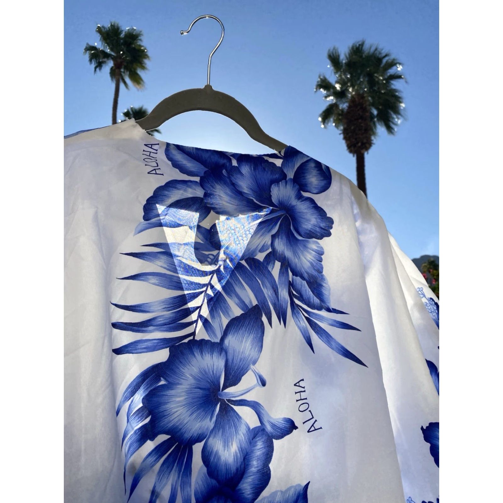 Vintage VINTAGE White Kaftan Shirt Women One Size White Blue Aloha Hawaiian Floral Tiki Casual Dress Size ONE SIZE - 6 Thumbnail