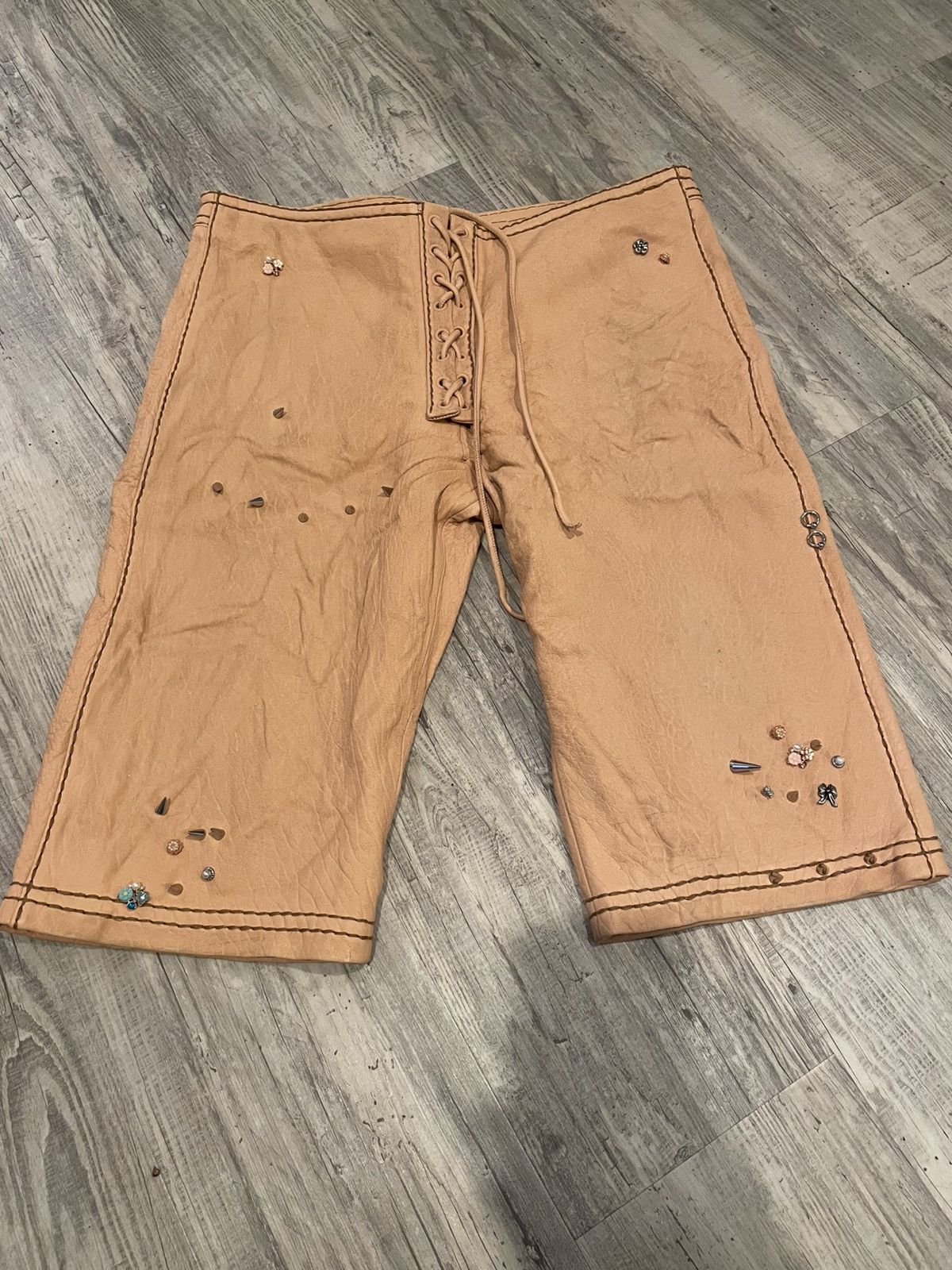 Acne Studios Acne studios studded lambskin shorts Size US 32 / EU 48 - 1 Thumbnail