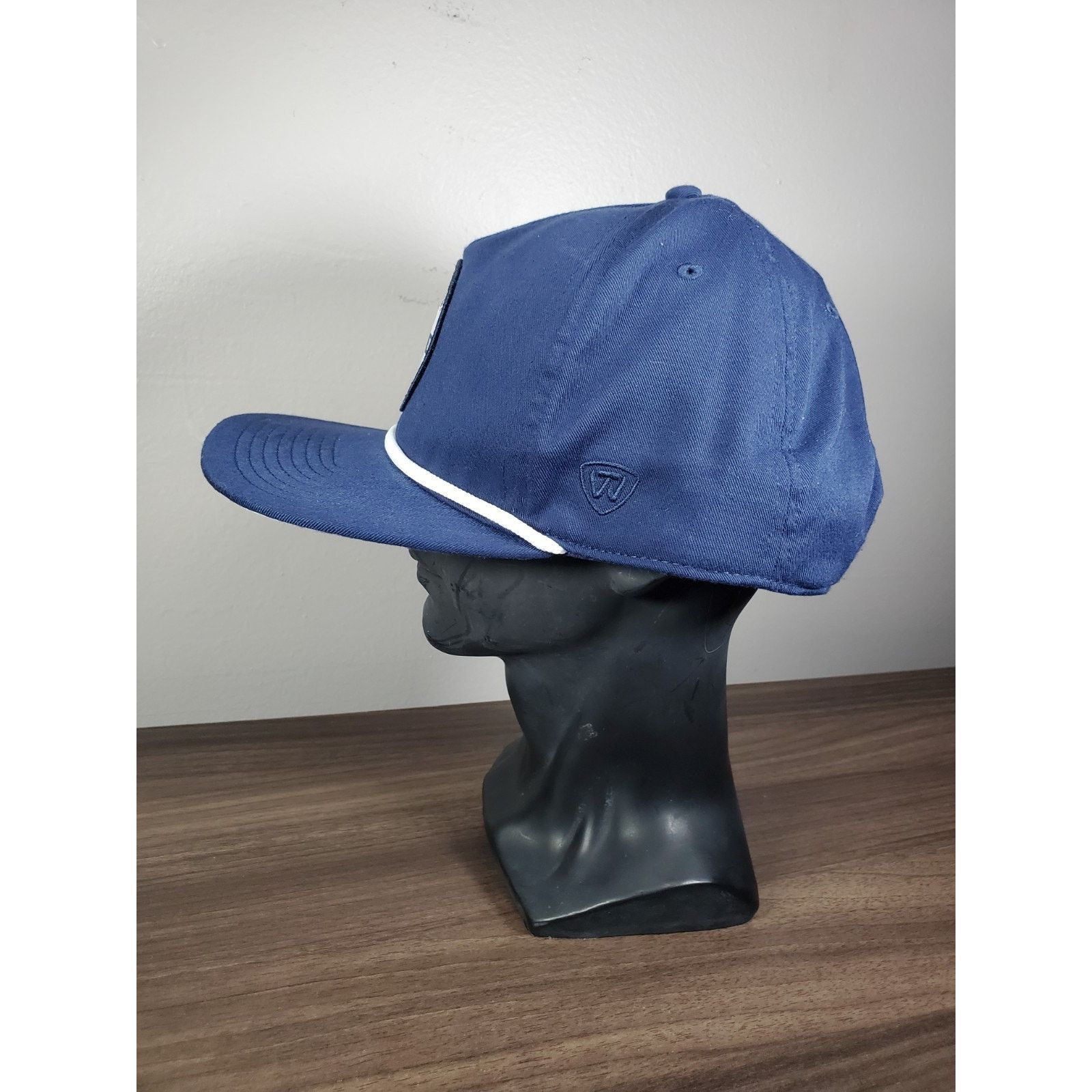 NCAA × Top Of The World Ole Miss Rebels Hat Snapback Cap Navy Blue NCAA Football ToW Size ONE SIZE - 4 Thumbnail