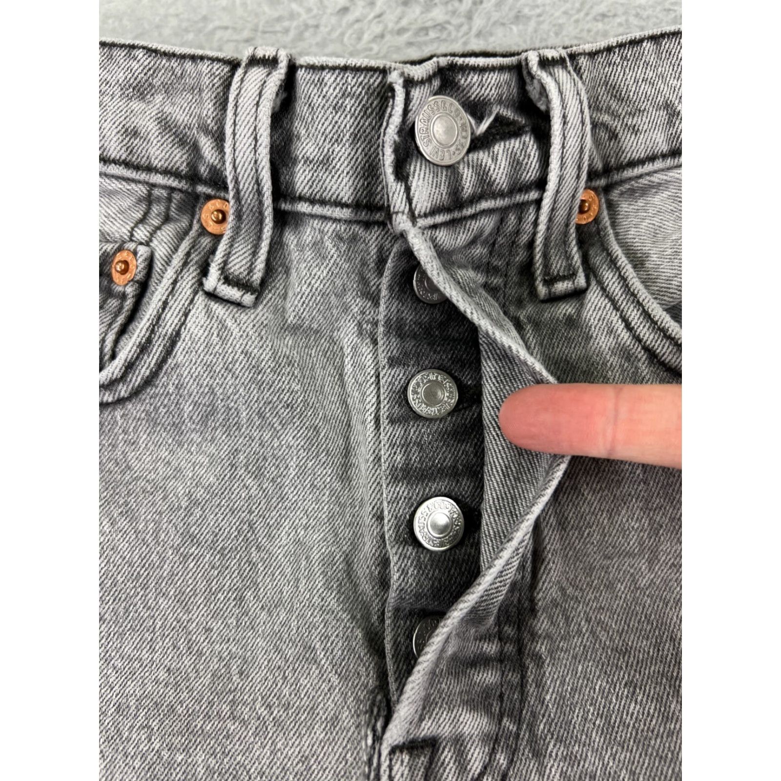 Levi's Levi's 501 Jeans Women Skinny Denim Gray Regular 26 Inseam 27 Button Fly Distressed Stretch Vintage: No Size 26" / US 2 / IT 38 - 5 Thumbnail