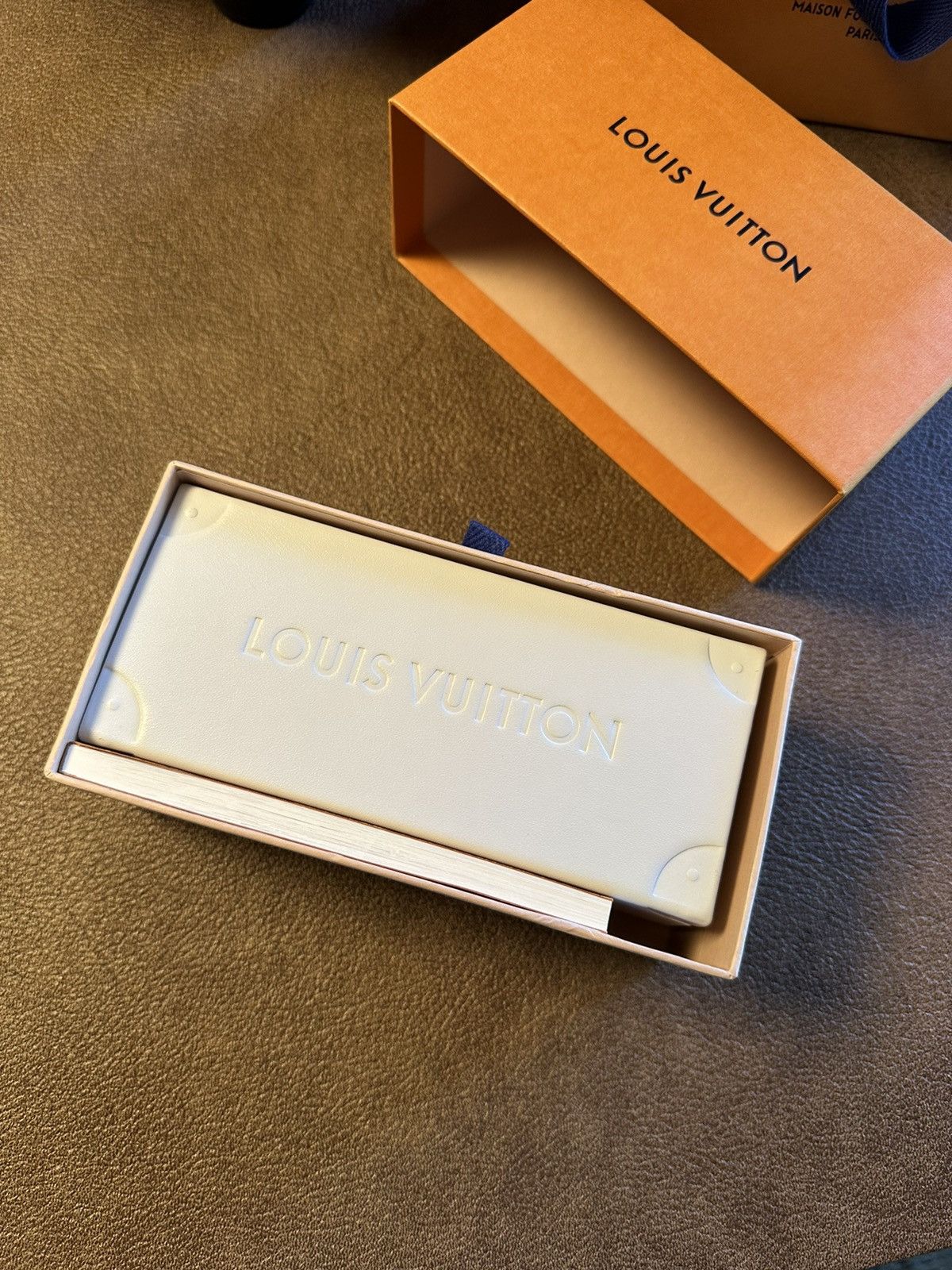 Louis Vuitton Louis Vuitton Skepticals Sunglasses Size ONE SIZE - 10 Thumbnail